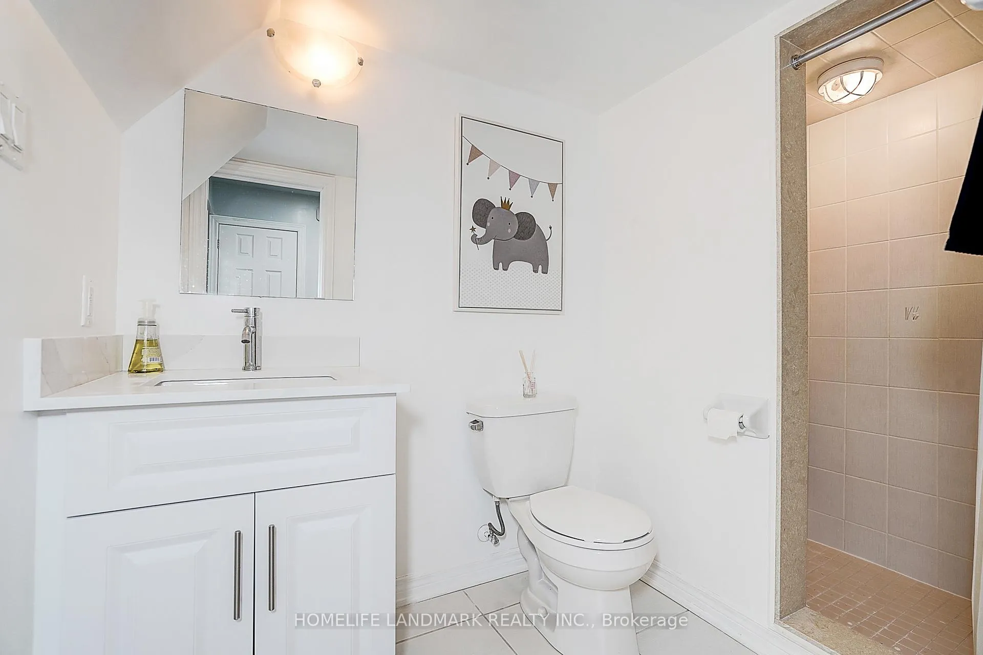 Photo 40 of 11 Chao Crescent, Richmond Hill, Oak Ridges — HOMEH