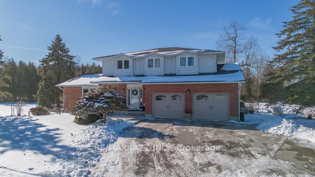 Front of 2880 Holt Road N