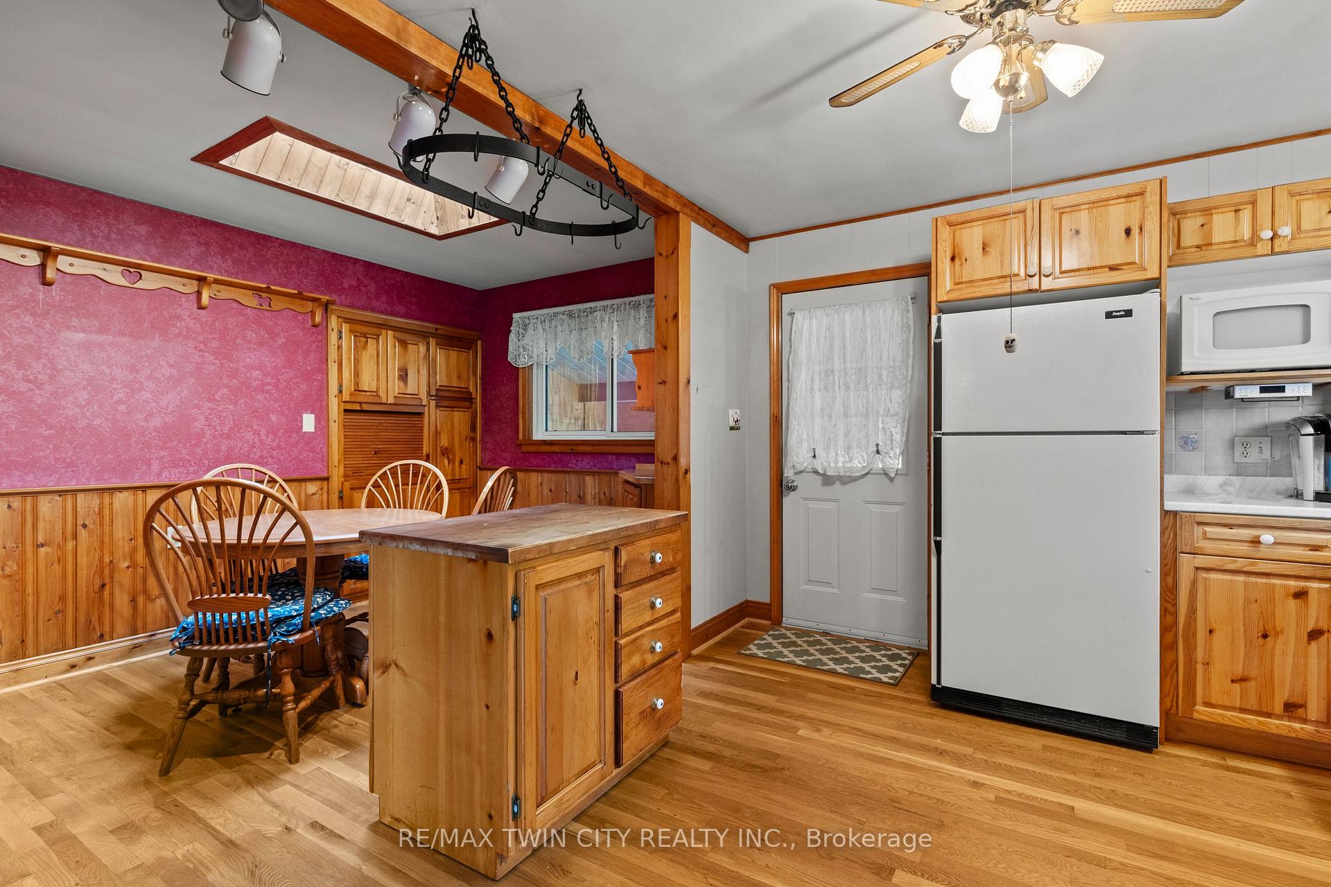 Photo 21 of 13 Spencer Street, Brant, Paris — HOMEH