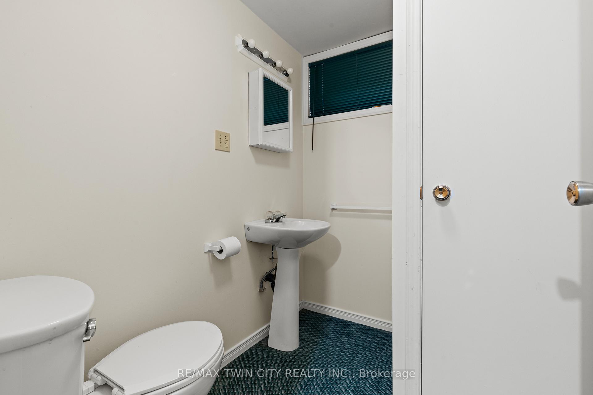 Photo 27 of 13 Spencer Street, Brant, Paris — HOMEH