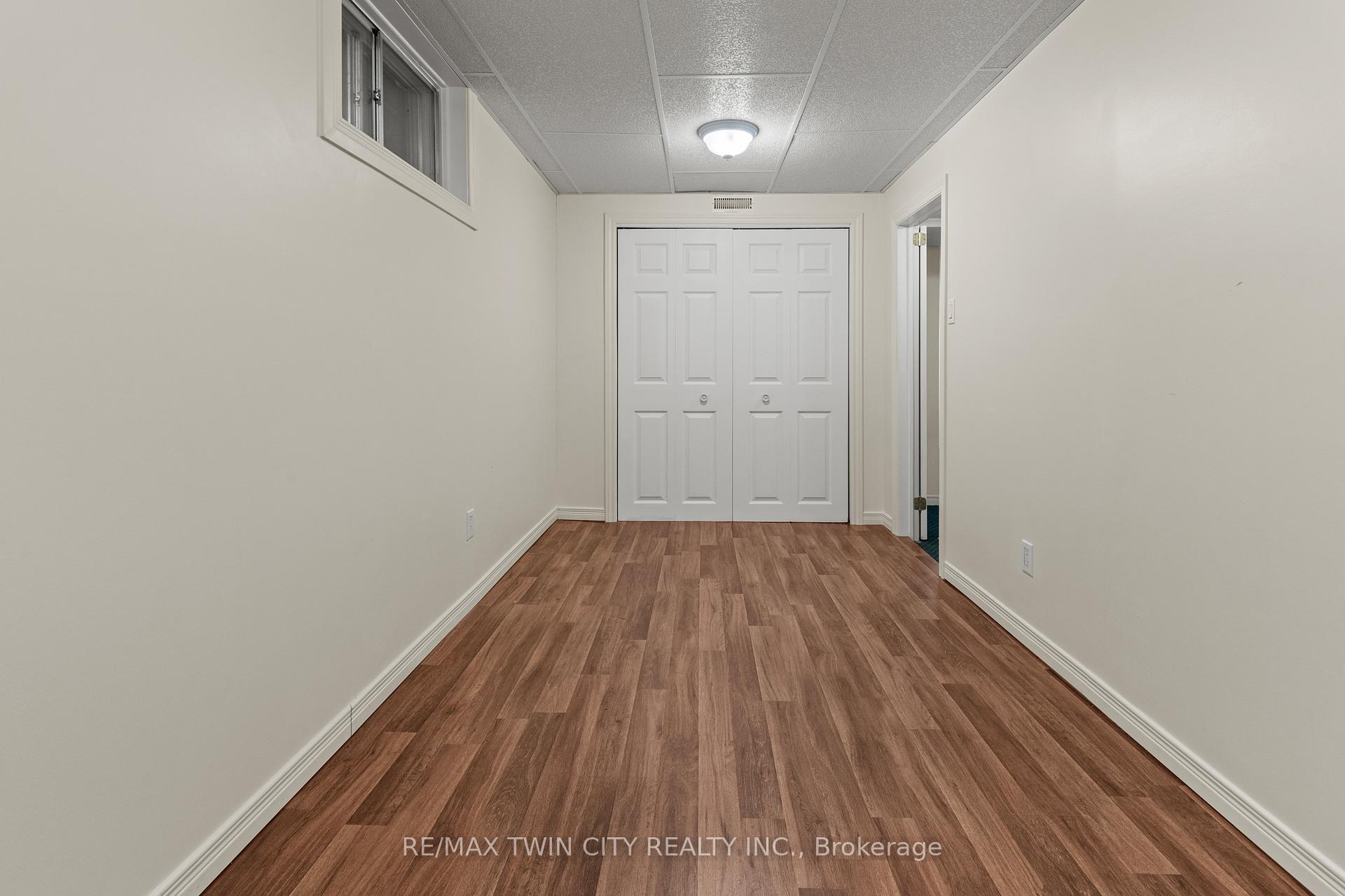 Photo 45 of 13 Spencer Street, Brant, Paris — HOMEH