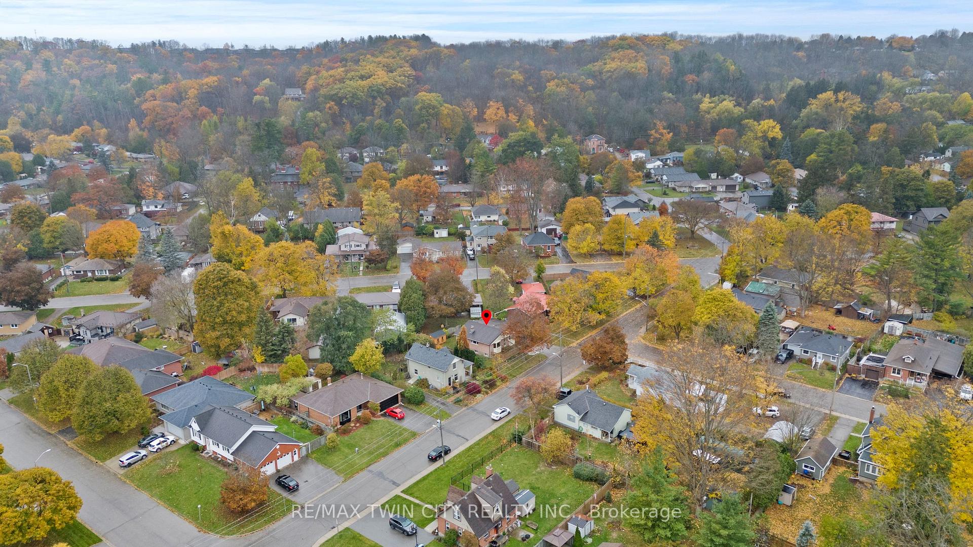 Photo 38 of 13 Spencer Street, Brant, Paris — HOMEH