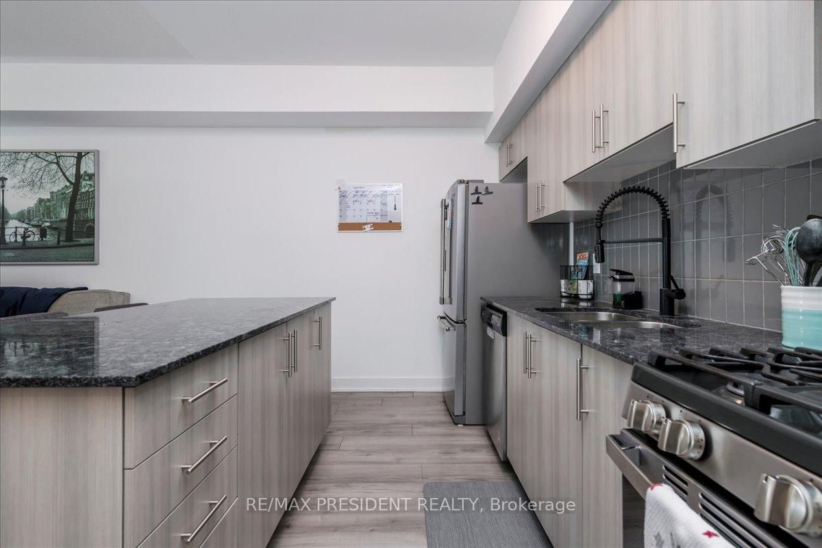 Photo 7 of Unit 106, 10 Culinary Lane, Barrie, Rural Barrie Southeast — HOMEH
