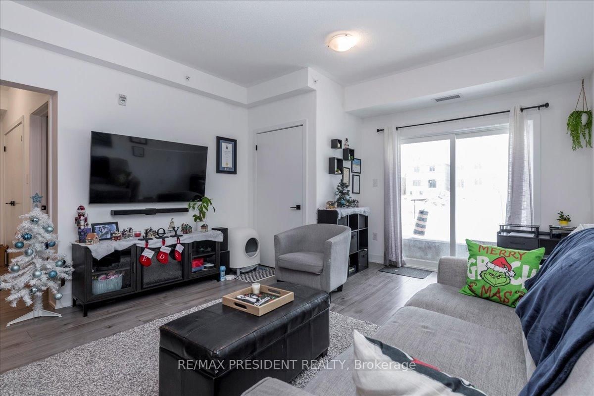 Photo 9 of Unit 106, 10 Culinary Lane, Barrie, Rural Barrie Southeast — HOMEH
