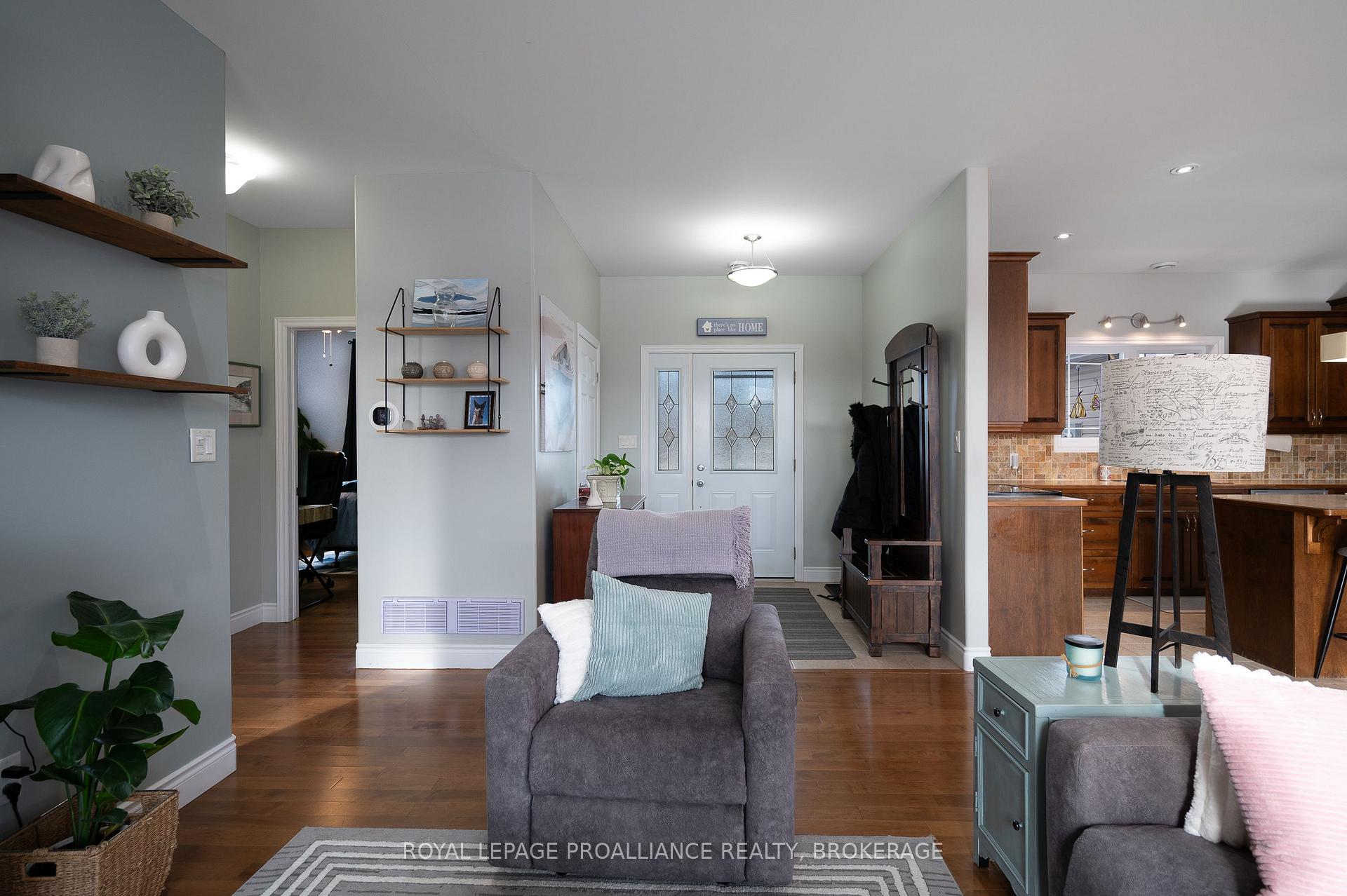 Photo 4 of 3265 Harrowsmith Road, Frontenac, Frontenac South — HOMEH