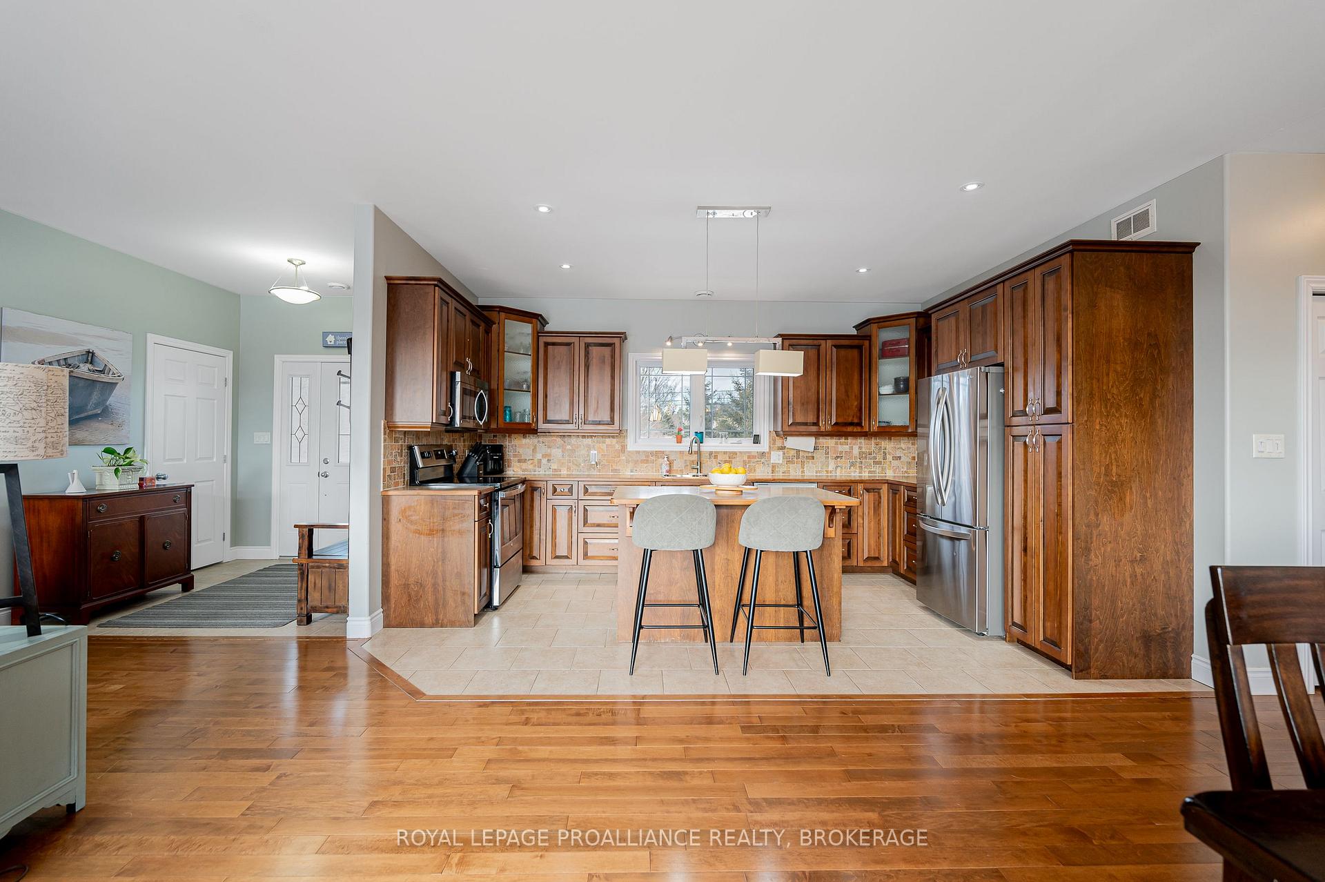 Photo 8 of 3265 Harrowsmith Road, Frontenac, Frontenac South — HOMEH