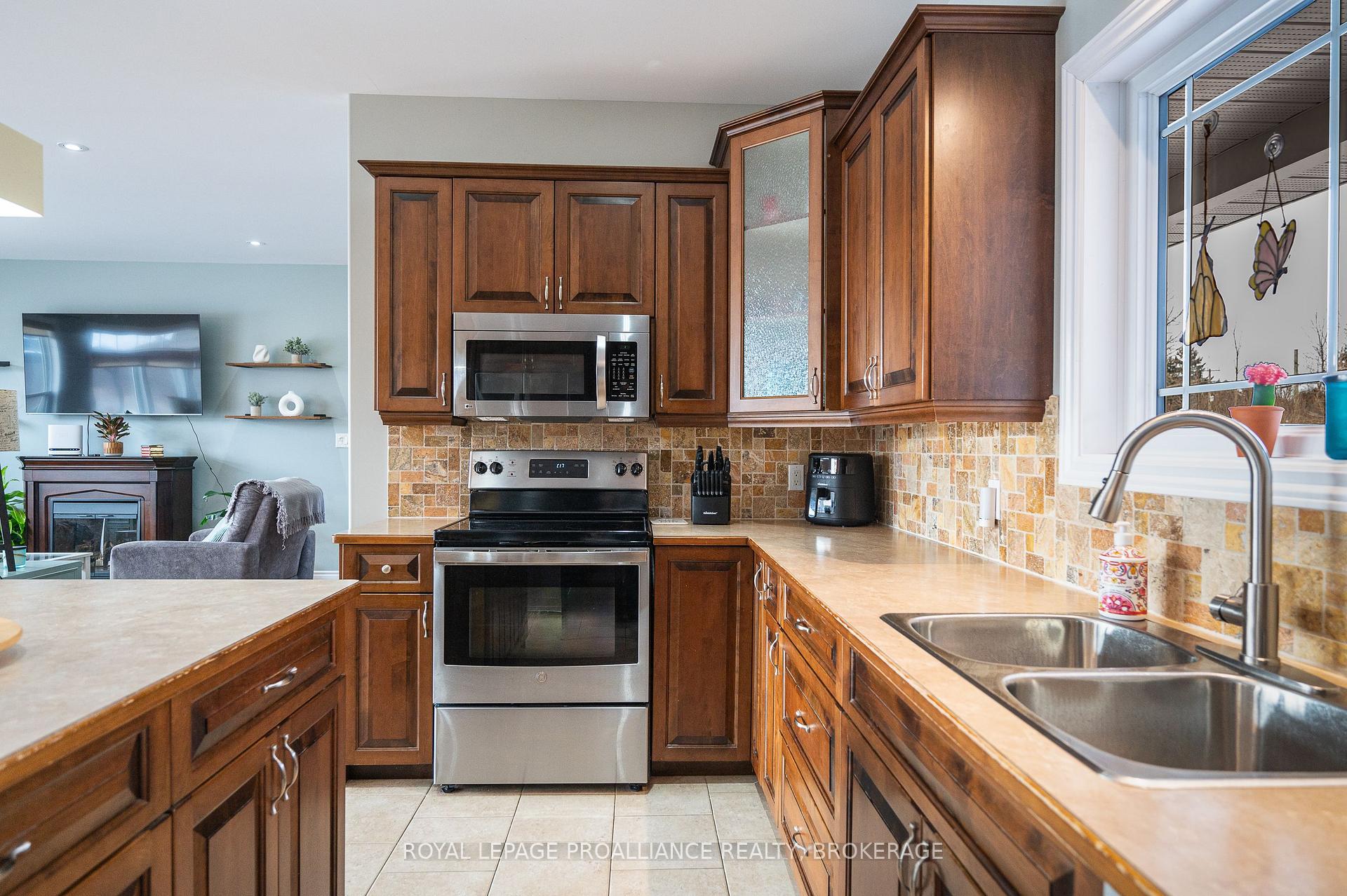 Photo 11 of 3265 Harrowsmith Road, Frontenac, Frontenac South — HOMEH