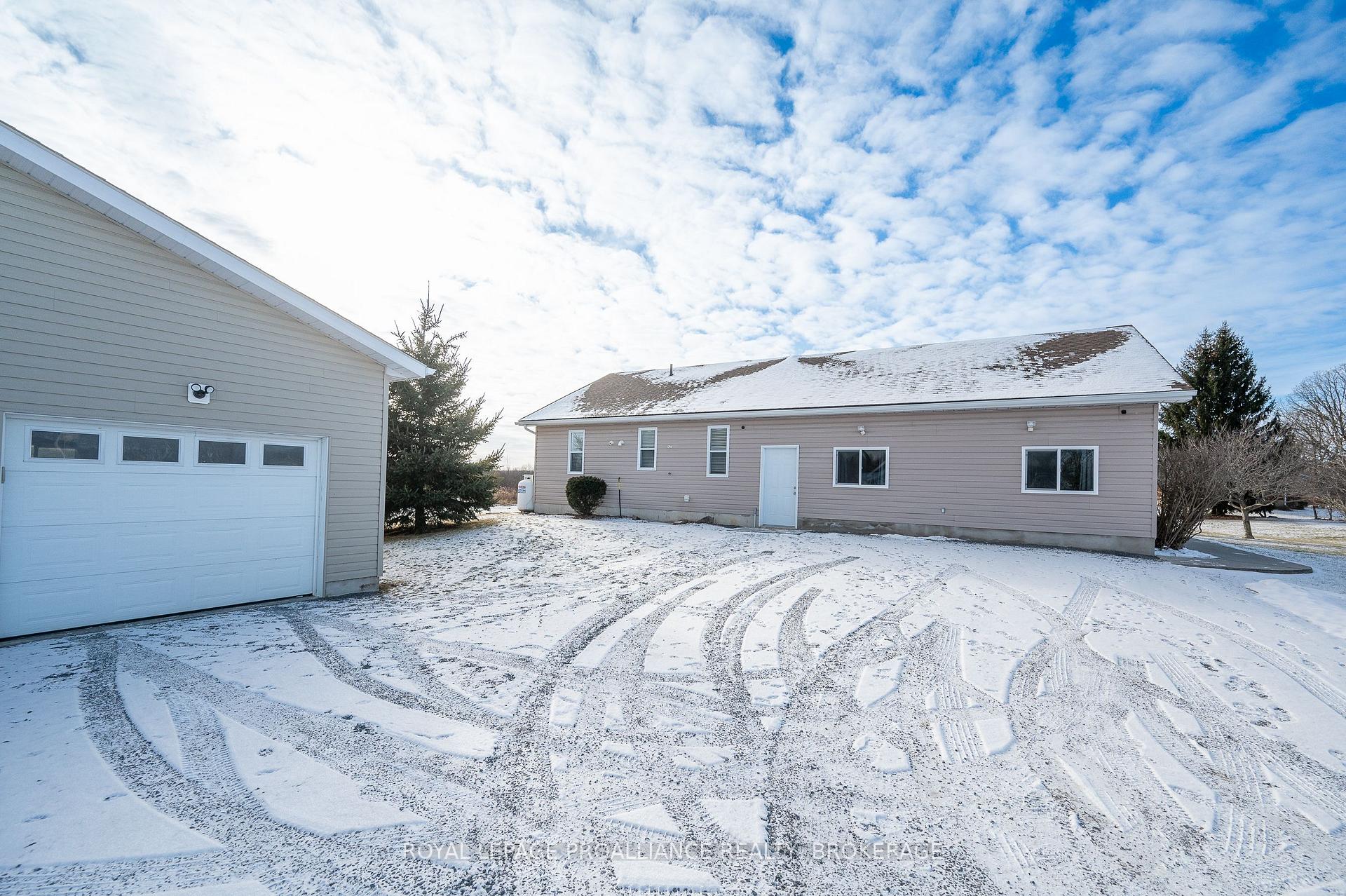 Photo 33 of 3265 Harrowsmith Road, Frontenac, Frontenac South — HOMEH