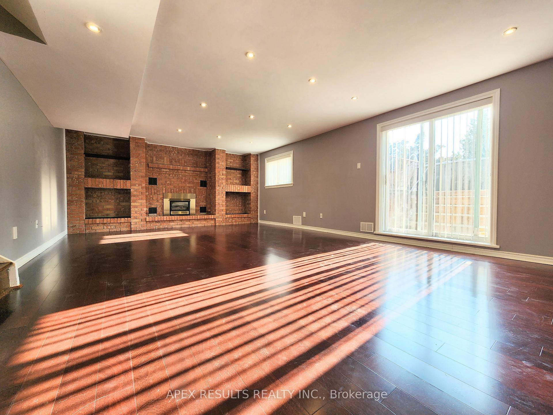 Photo 17 of 229 Athenia Drive, Hamilton, Stoney Creek Mountain — HOMEH
