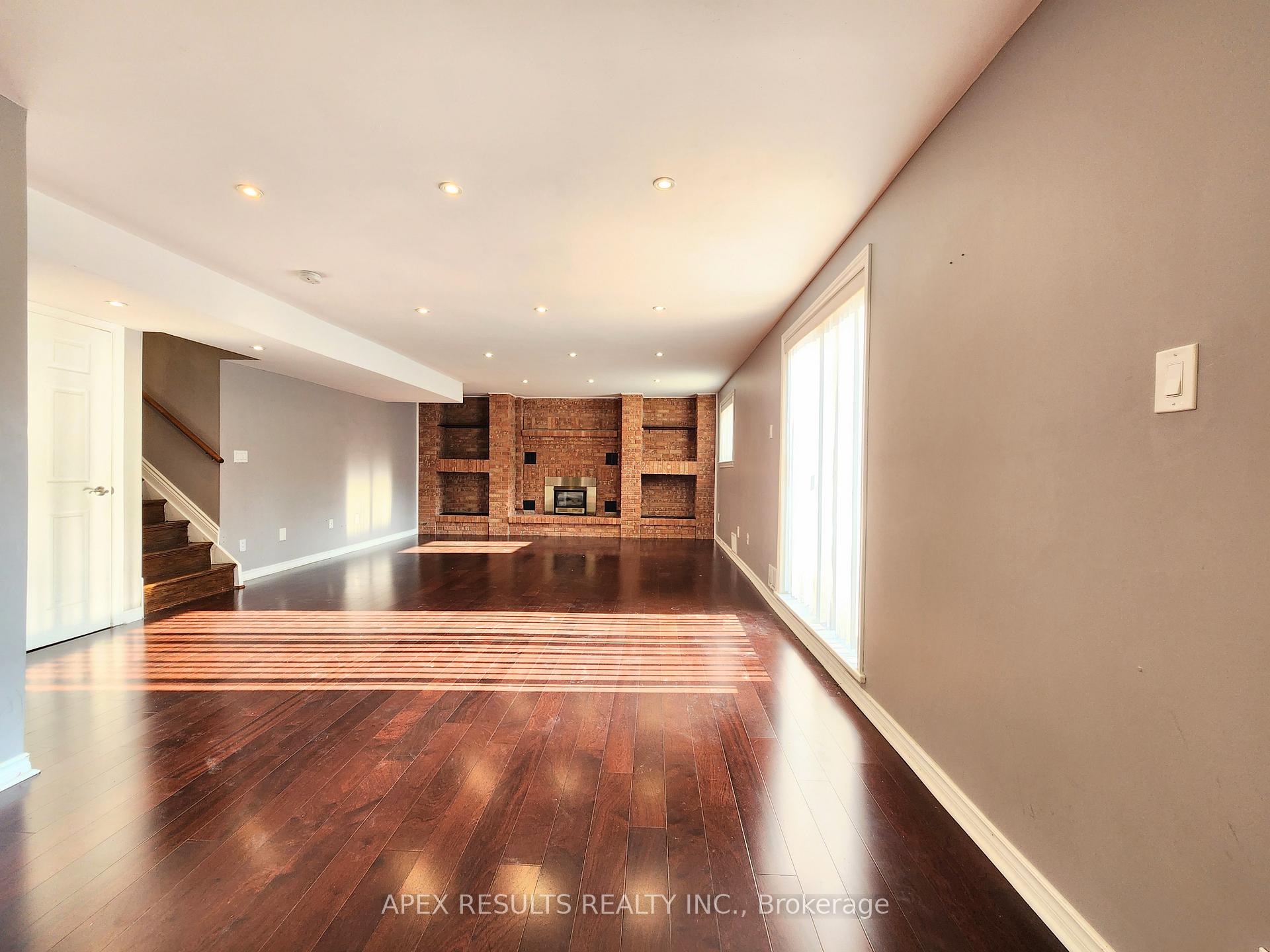 Photo 18 of 229 Athenia Drive, Hamilton, Stoney Creek Mountain — HOMEH