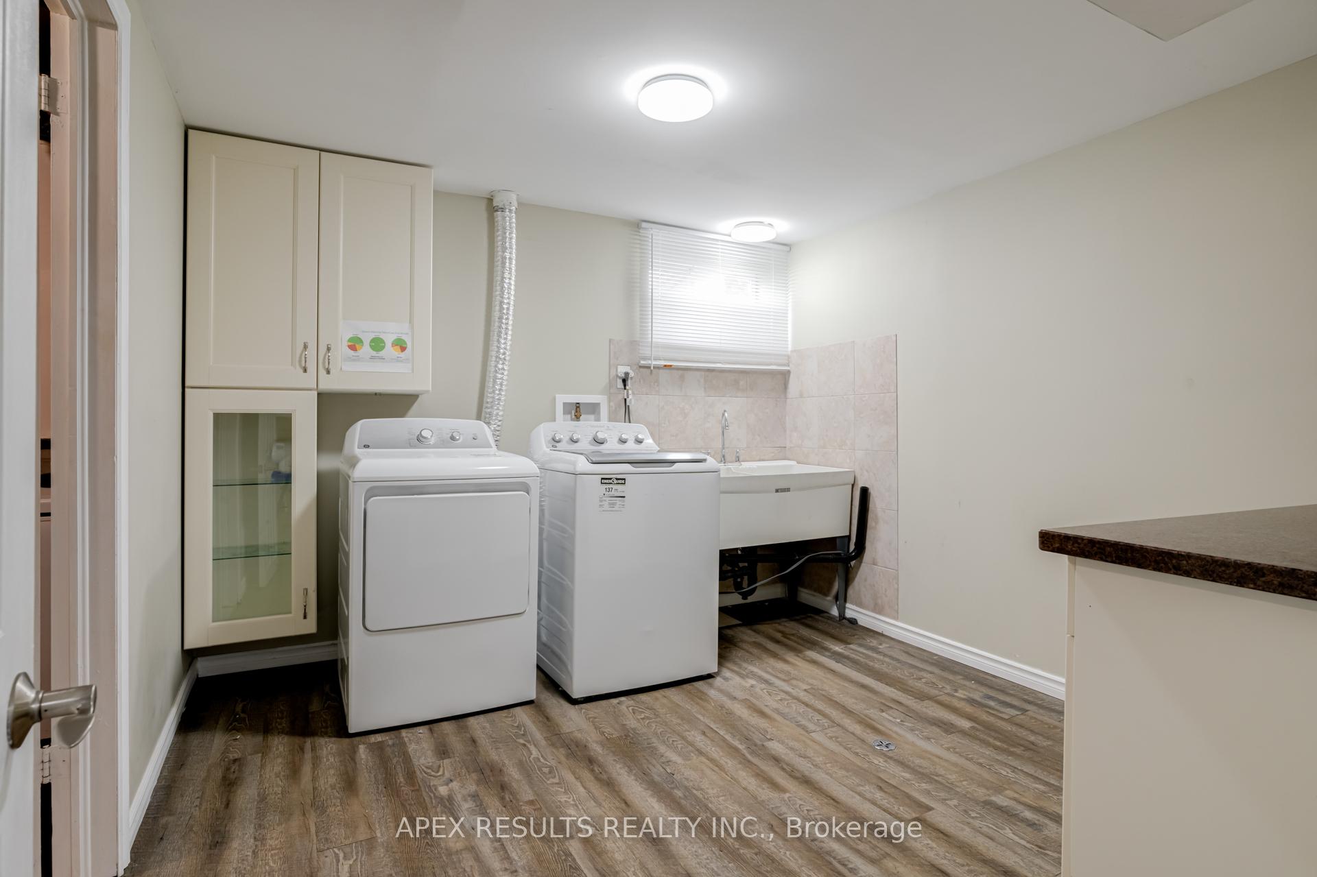 Photo 23 of 229 Athenia Drive, Hamilton, Stoney Creek Mountain — HOMEH