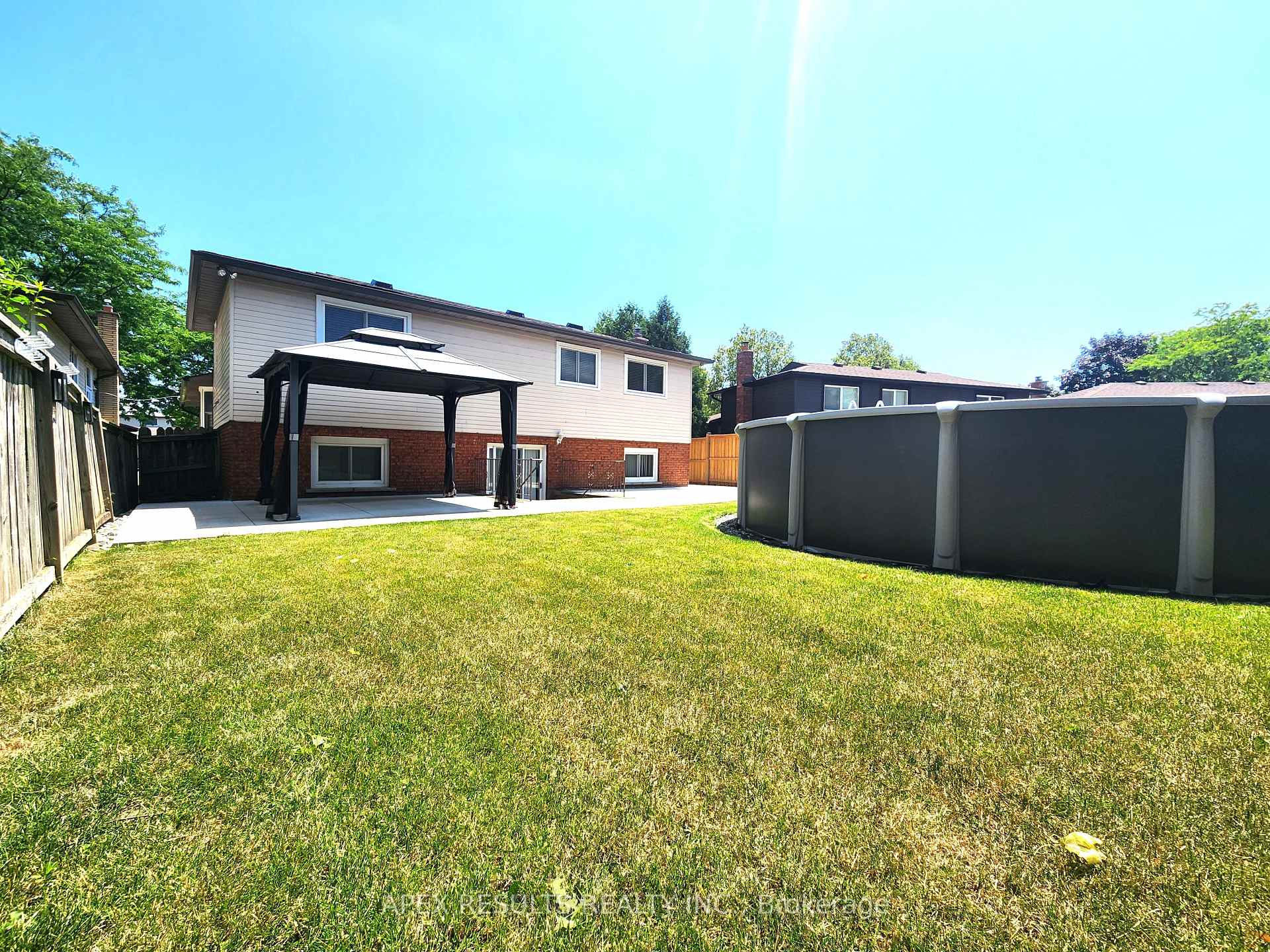 Photo 28 of 229 Athenia Drive, Hamilton, Stoney Creek Mountain — HOMEH