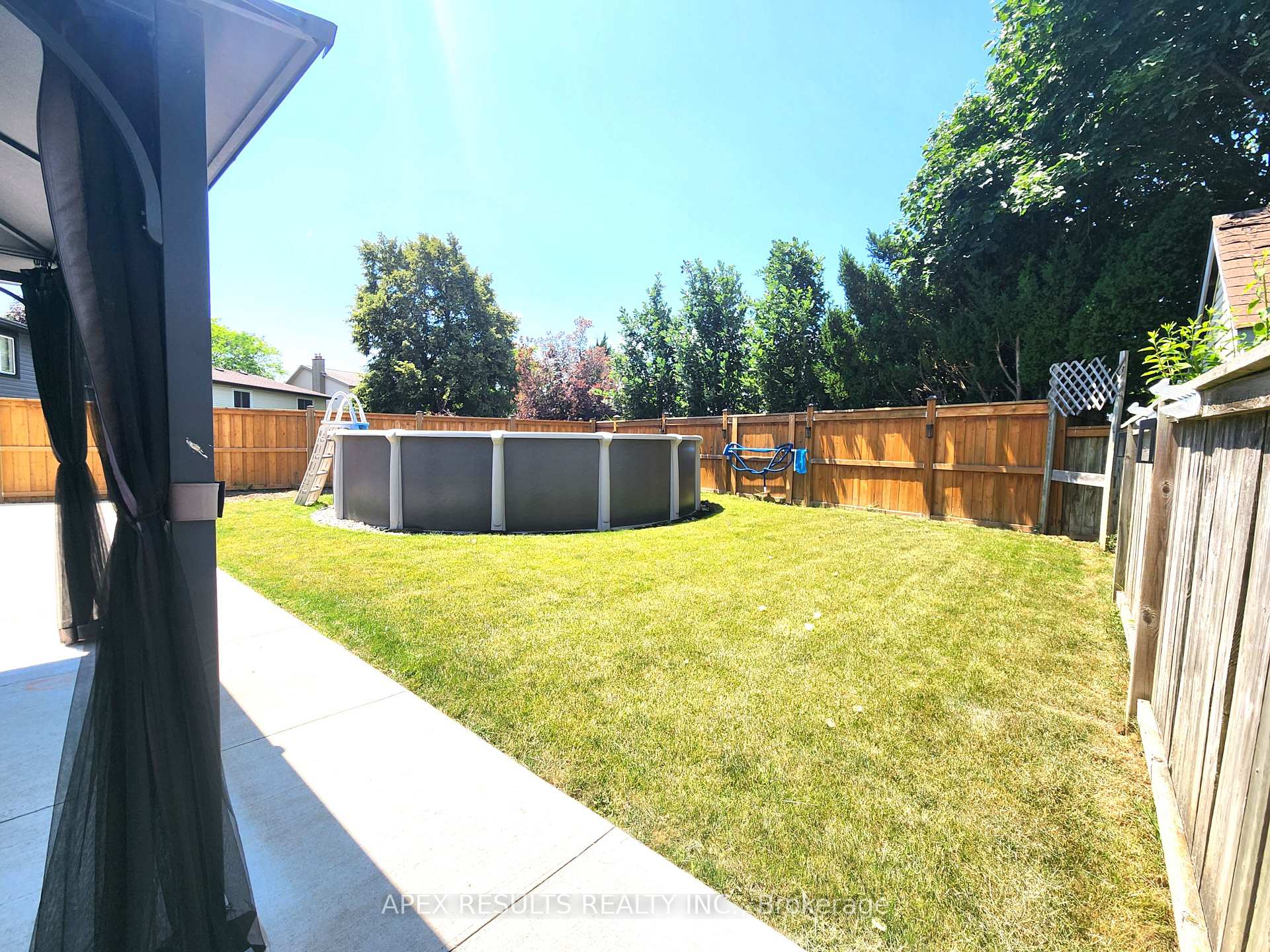 Photo 29 of 229 Athenia Drive, Hamilton, Stoney Creek Mountain — HOMEH