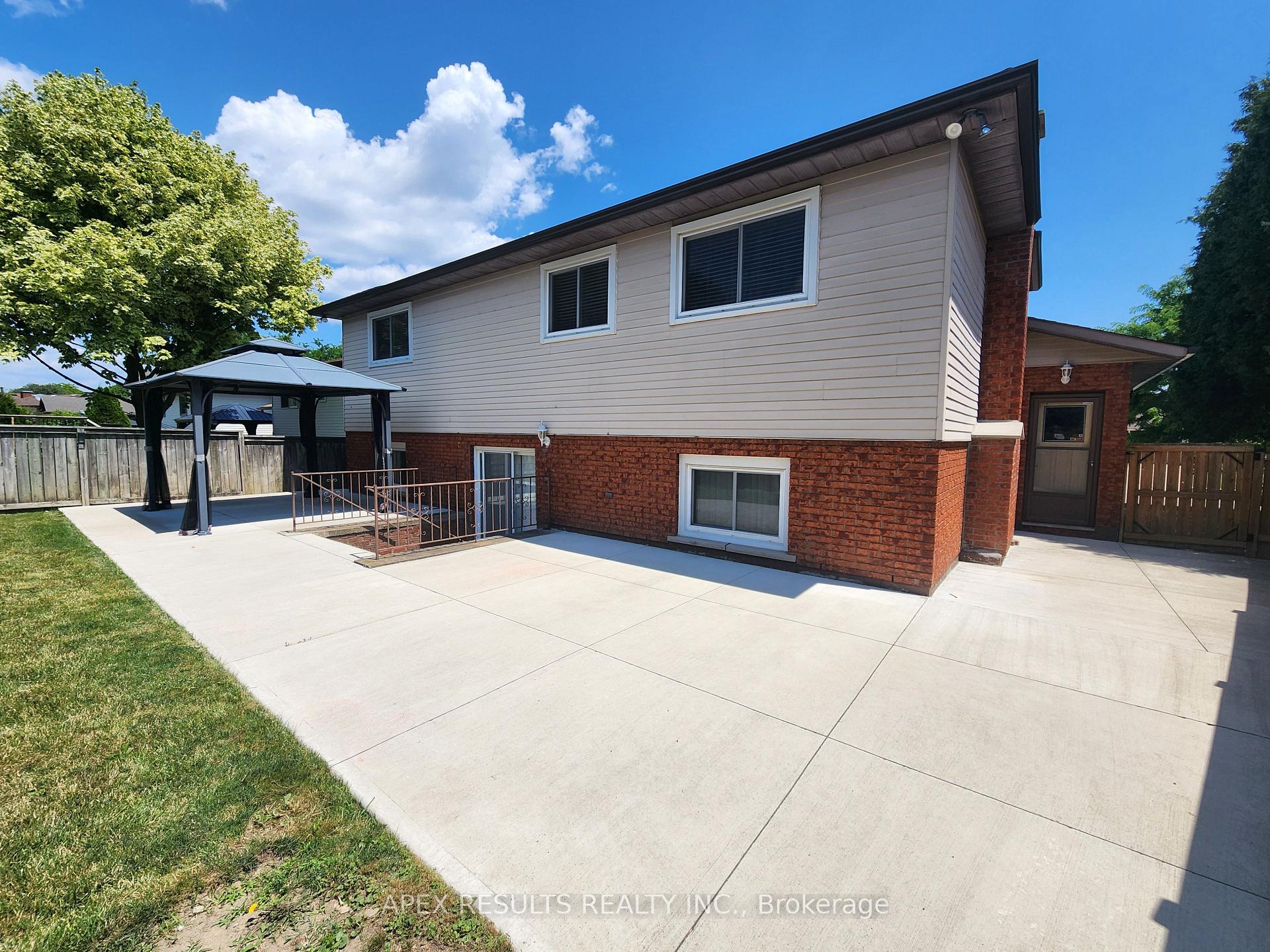 Photo 31 of 229 Athenia Drive, Hamilton, Stoney Creek Mountain — HOMEH