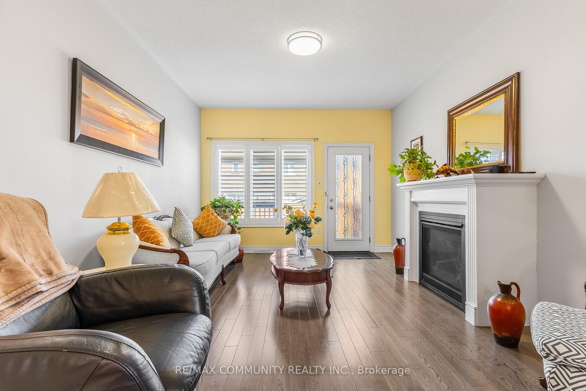 Photo 13 of 114 Lyle Drive, Clarington, Bowmanville — HOMEH