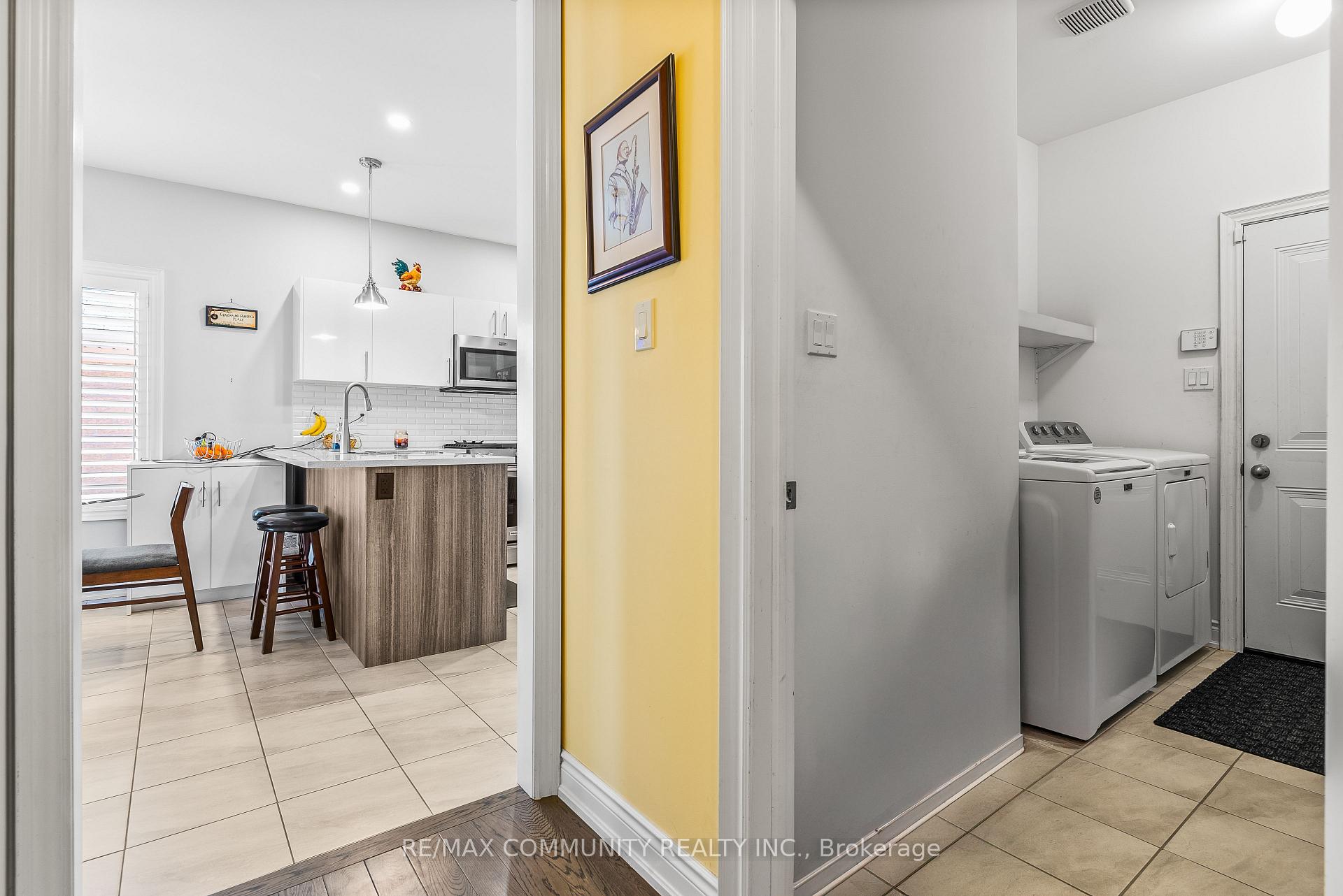 Photo 25 of 114 Lyle Drive, Clarington, Bowmanville — HOMEH