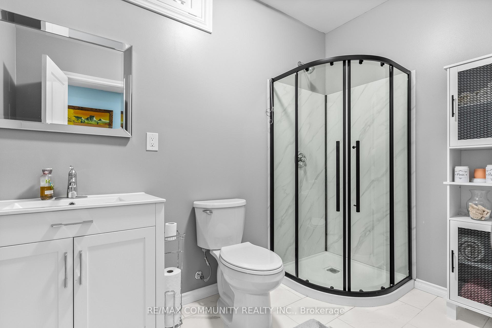 Photo 32 of 114 Lyle Drive, Clarington, Bowmanville — HOMEH