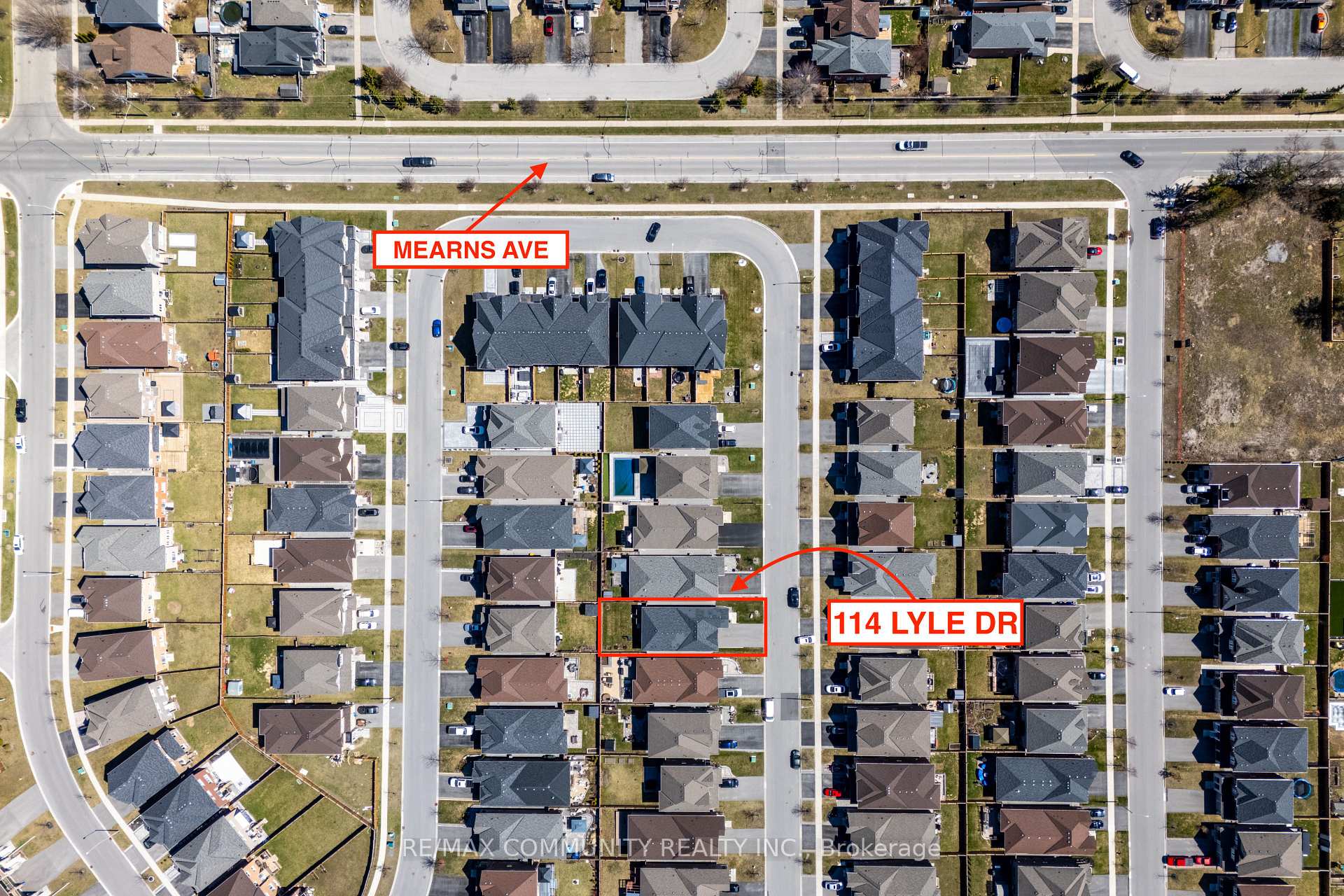 Photo 39 of 114 Lyle Drive, Clarington, Bowmanville — HOMEH