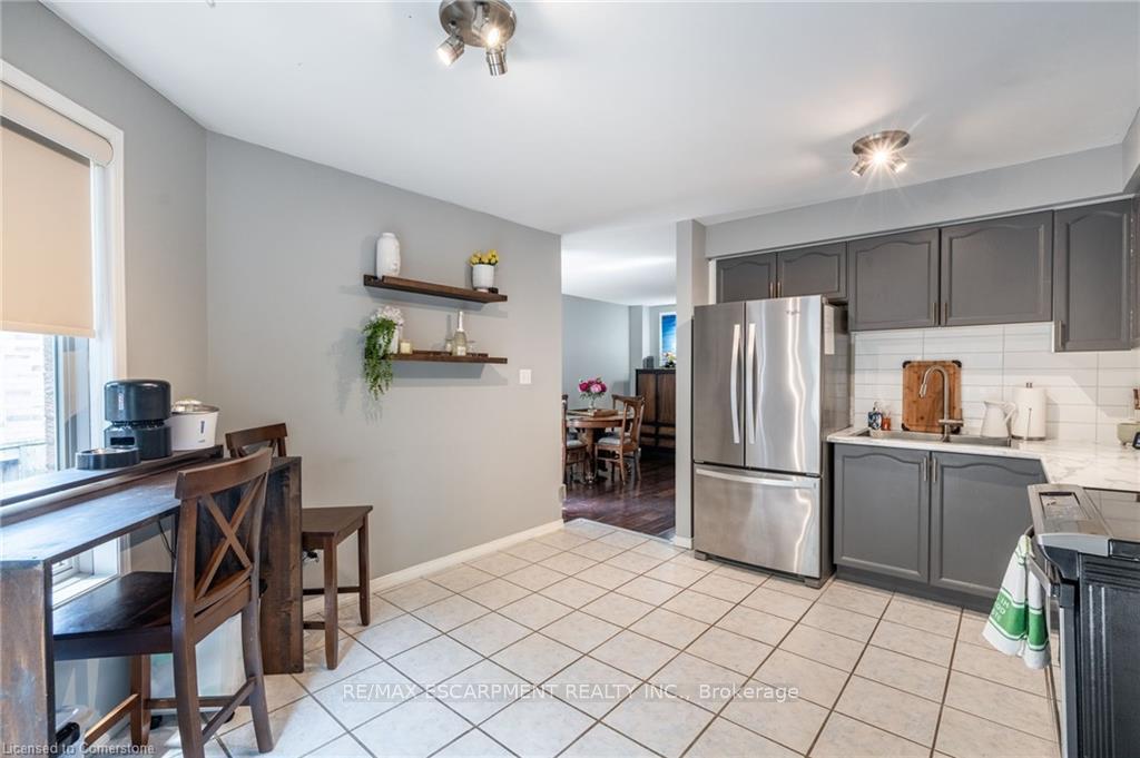 Photo 8 of Unit 6, 565 Rymal Road E, Hamilton, Butler — HOMEH