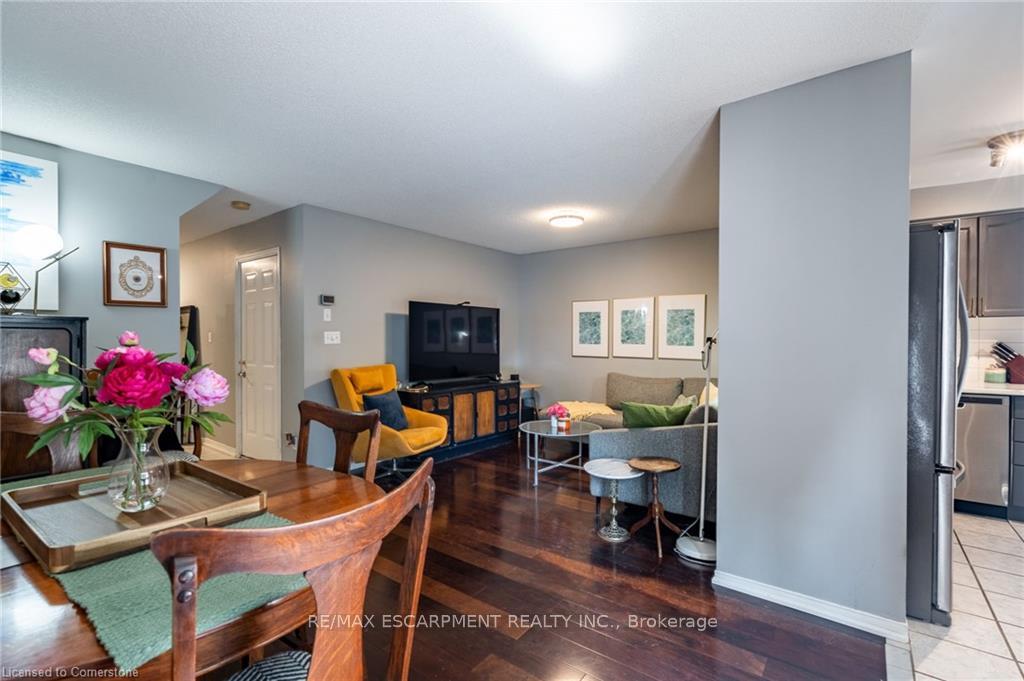 Photo 15 of Unit 6, 565 Rymal Road E, Hamilton, Butler — HOMEH