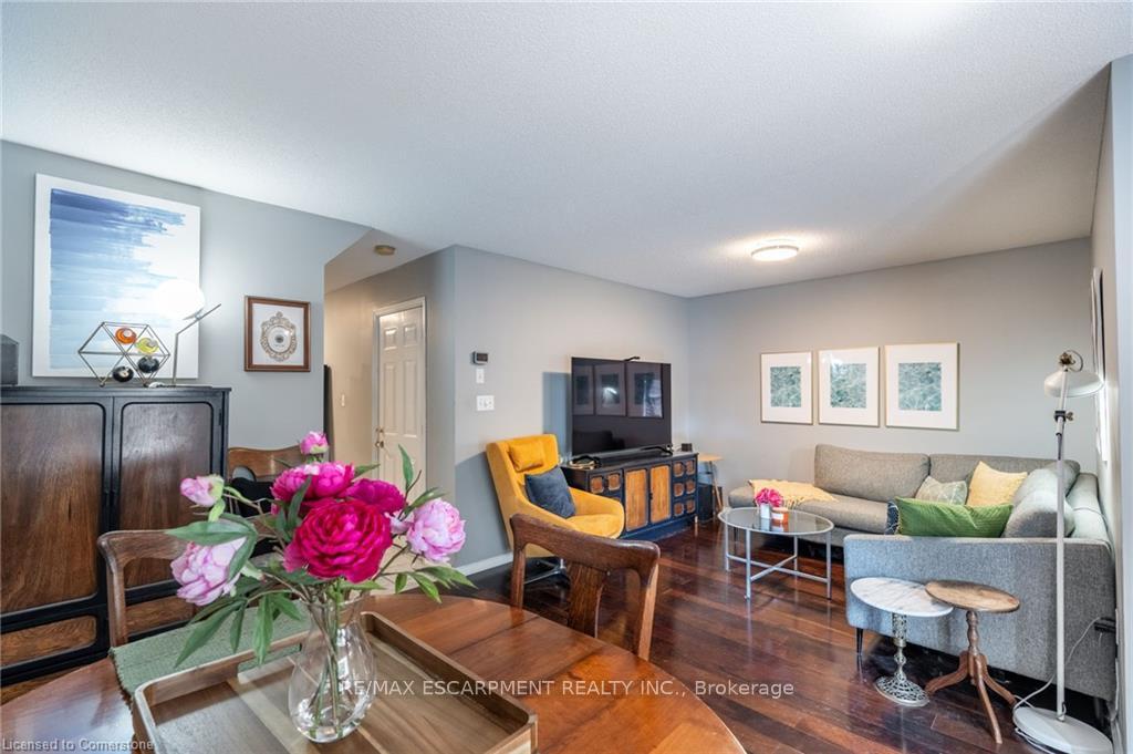 Photo 16 of Unit 6, 565 Rymal Road E, Hamilton, Butler — HOMEH