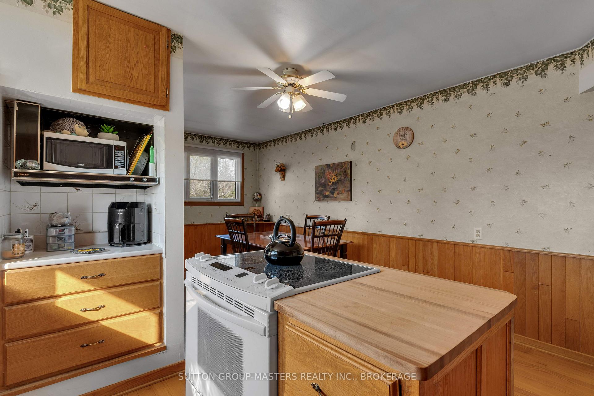 Photo 14 of 4308 Snider Road, Frontenac, Frontenac South — HOMEH