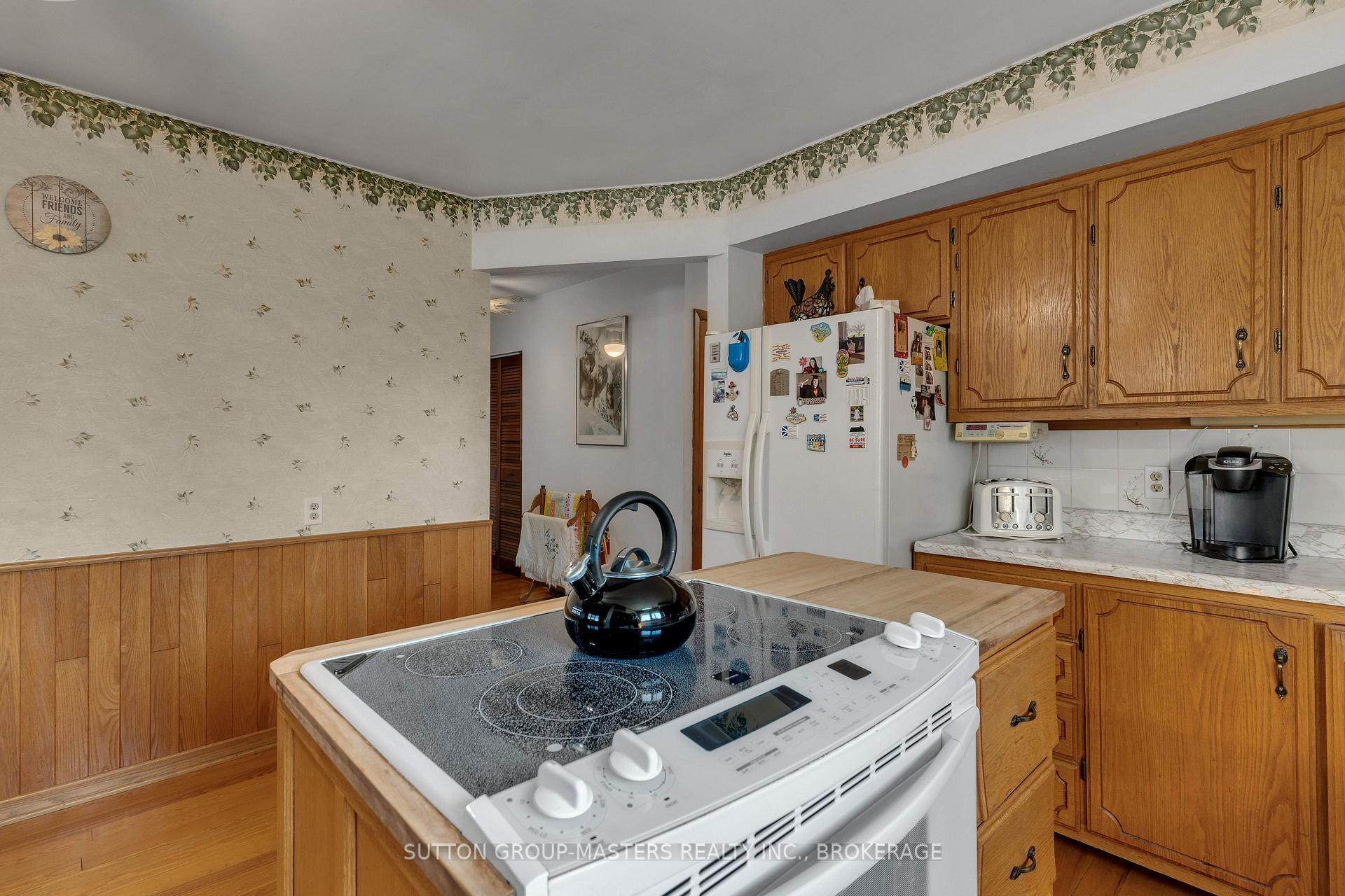 Photo 15 of 4308 Snider Road, Frontenac, Frontenac South — HOMEH
