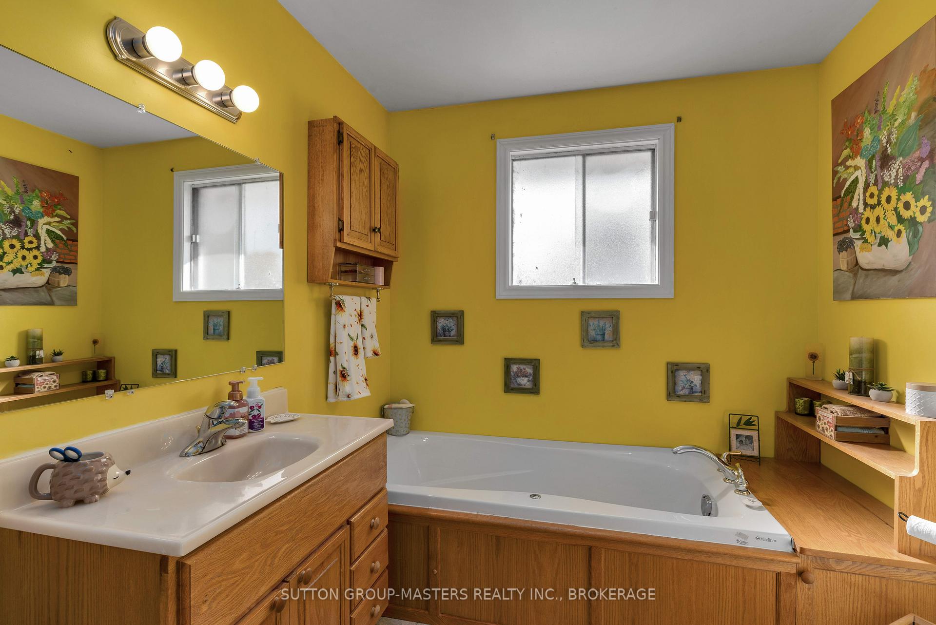 Photo 19 of 4308 Snider Road, Frontenac, Frontenac South — HOMEH