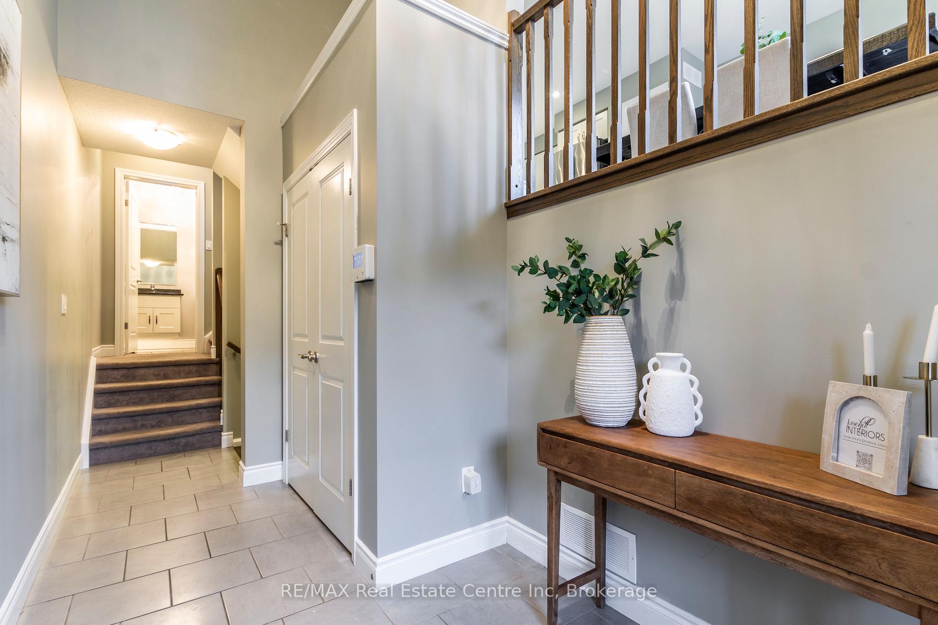 Photo 5 of 25 Jeffrey Drive, Guelph, Grange Road — HOMEH