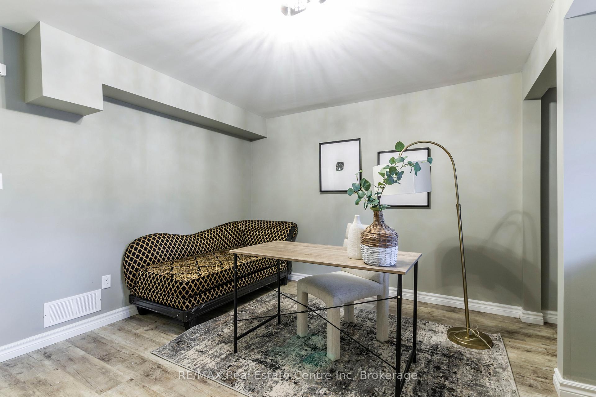 Photo 9 of 25 Jeffrey Drive, Guelph, Grange Road — HOMEH