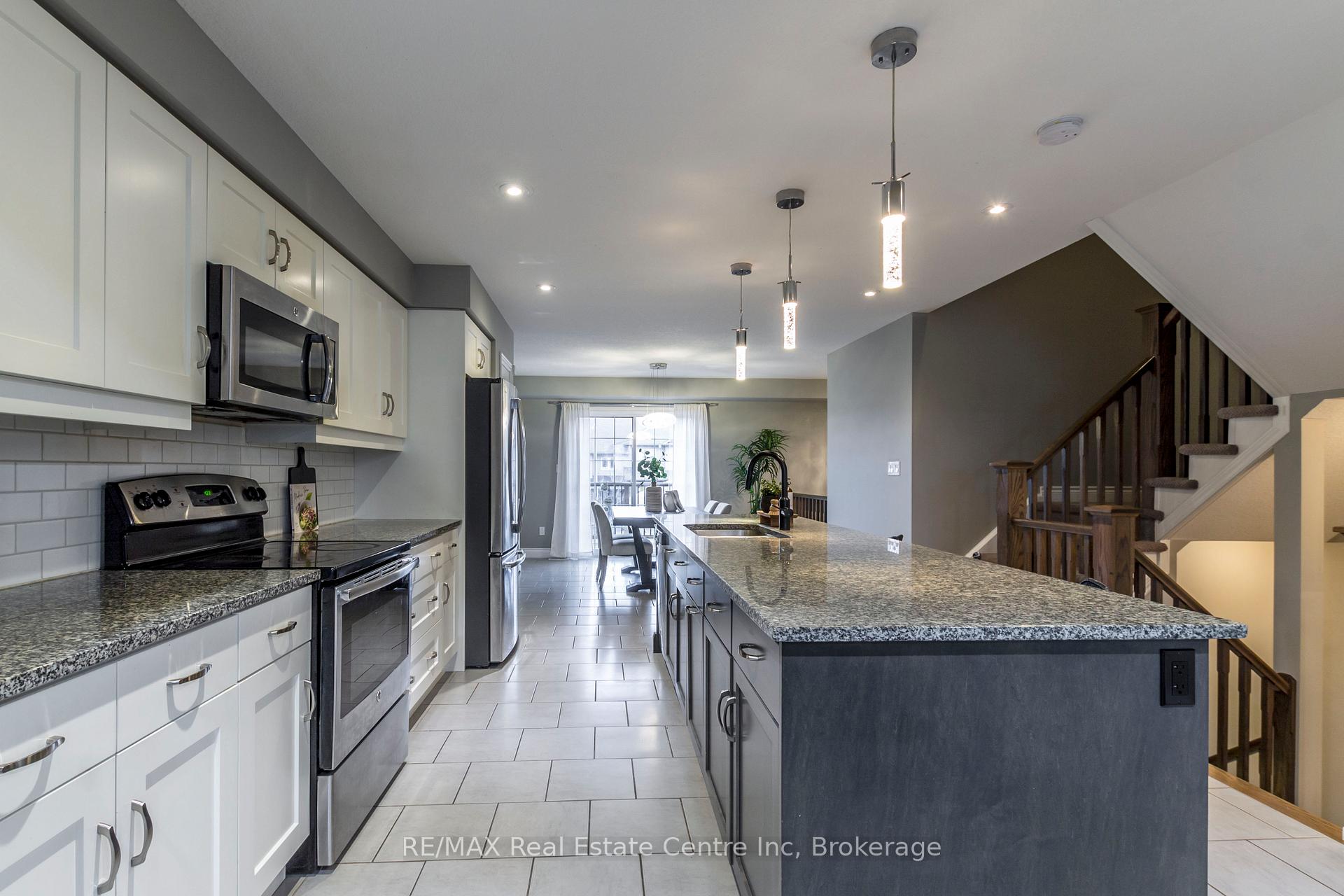 Photo 16 of 25 Jeffrey Drive, Guelph, Grange Road — HOMEH