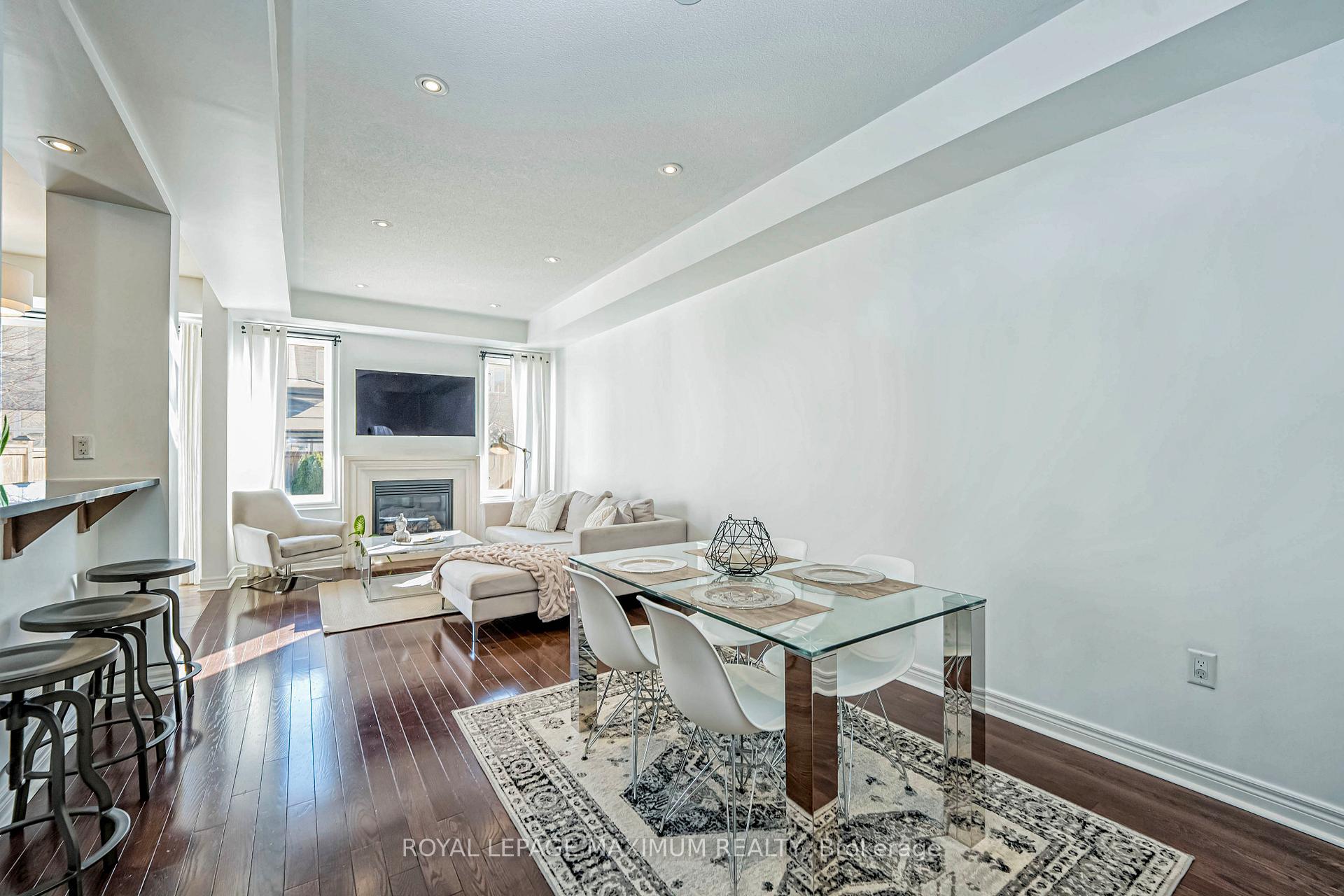 Photo 5 of 45 Losino Street, Caledon, Rural Caledon — HOMEH