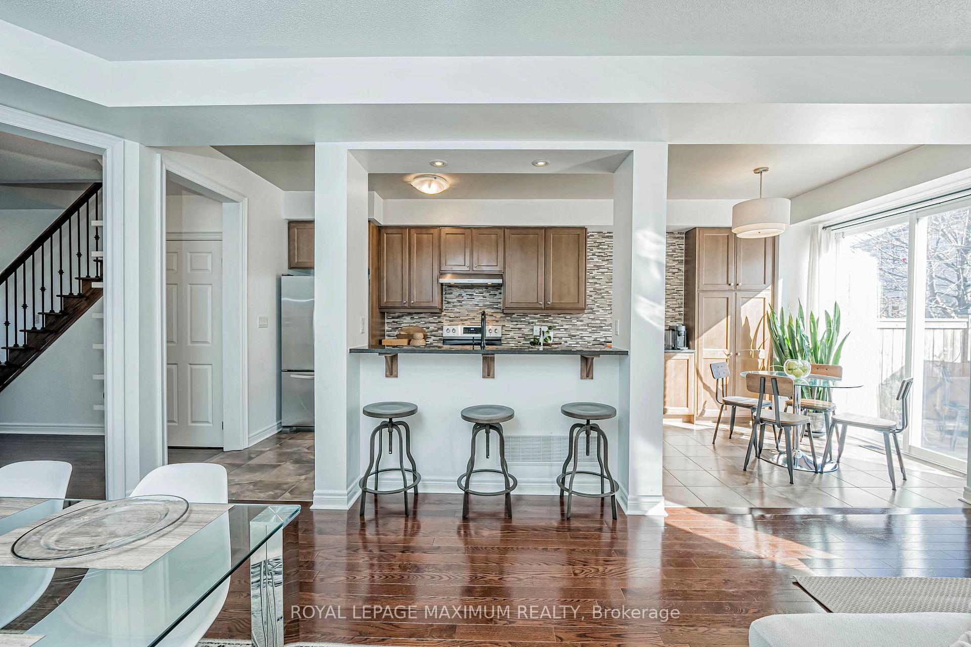 Photo 10 of 45 Losino Street, Caledon, Rural Caledon — HOMEH