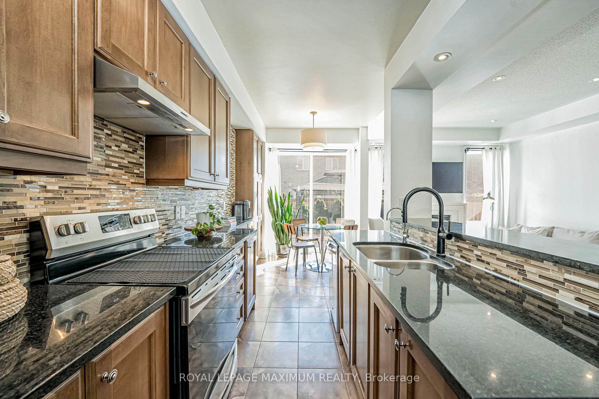 Photo 12 of 45 Losino Street, Caledon, Rural Caledon — HOMEH