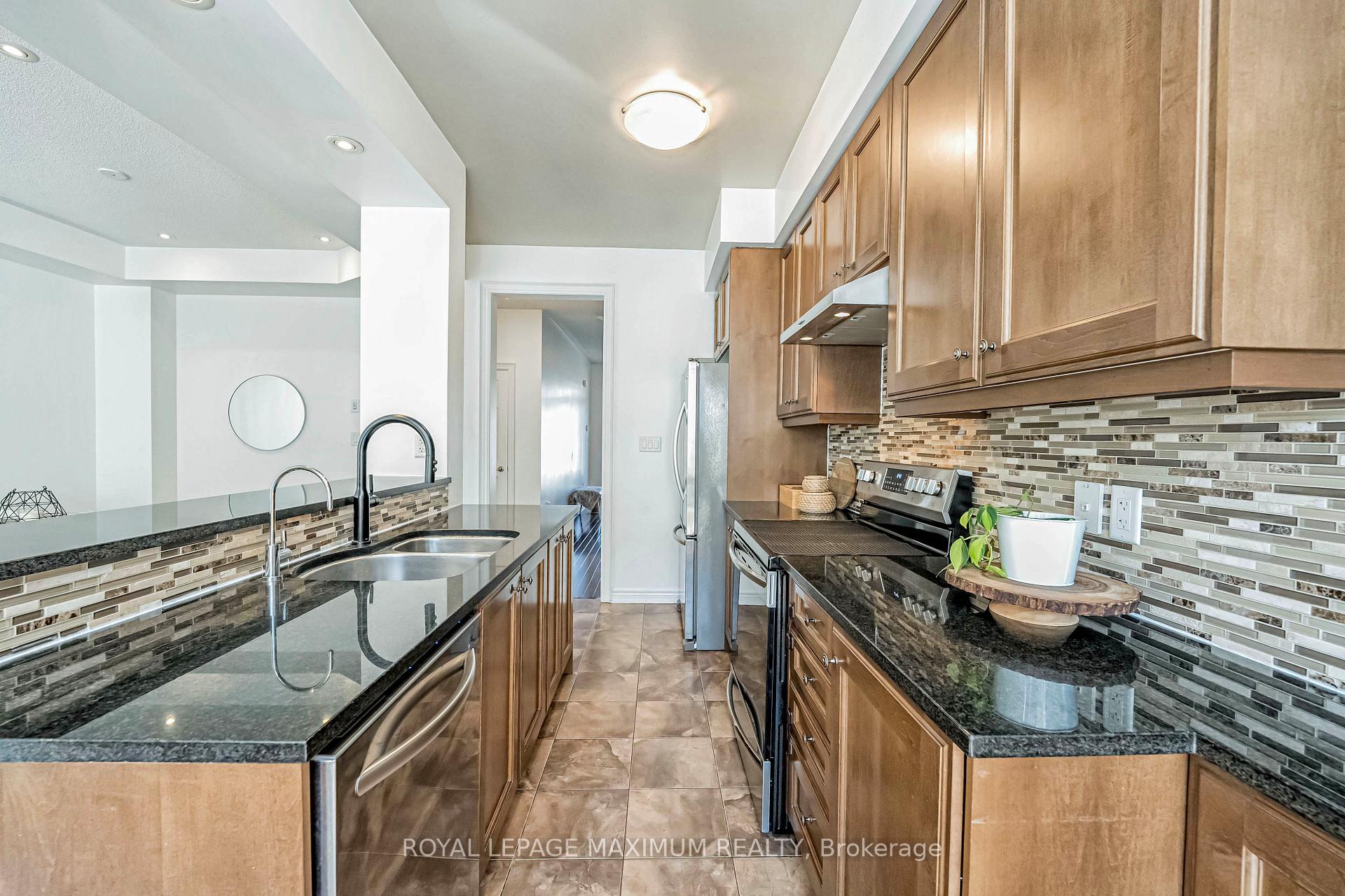 Photo 13 of 45 Losino Street, Caledon, Rural Caledon — HOMEH