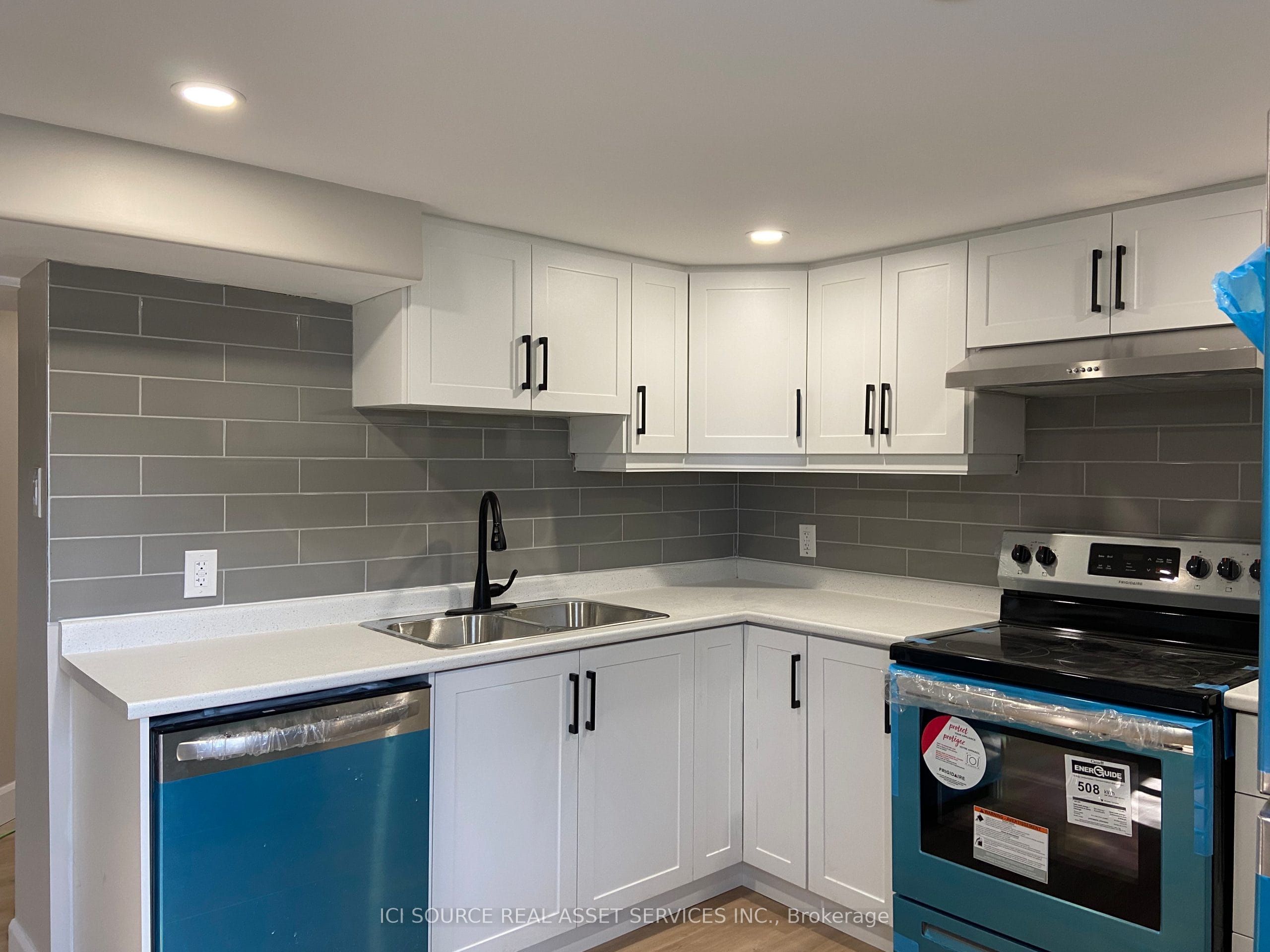 Photo 26 of Unit Bsmt, 169 Fergus Avenue, Kitchener — HOMEH