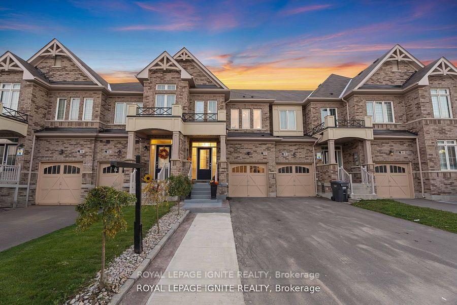 Front of 72 Tundra Road