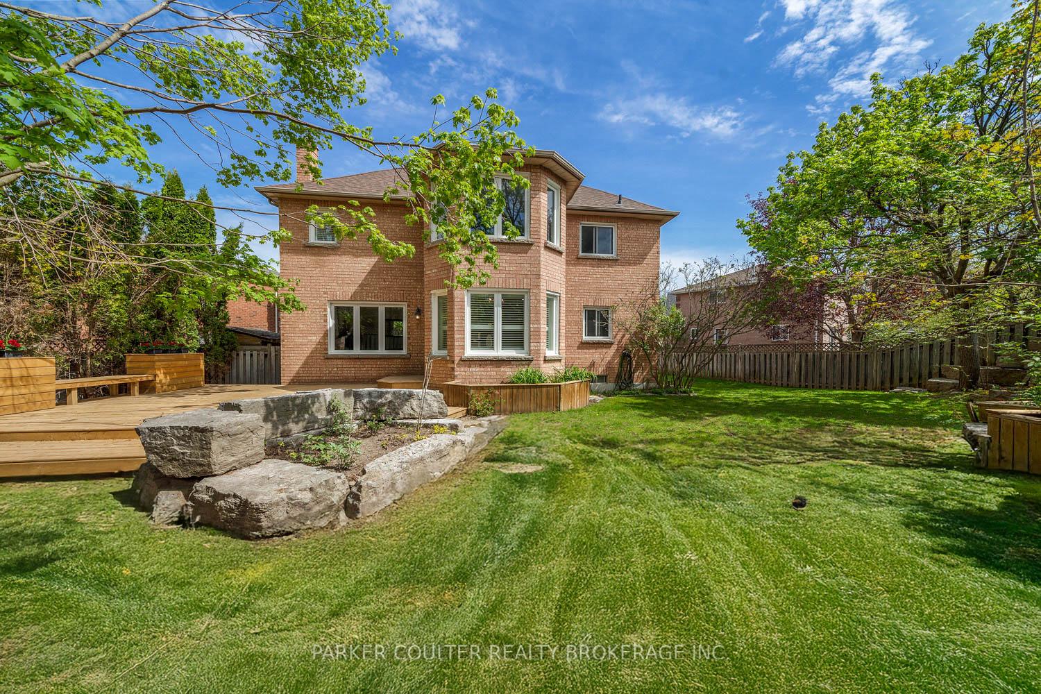 Photo 33 of 43 Falling Brook Drive, Barrie, Bayshore — HOMEH