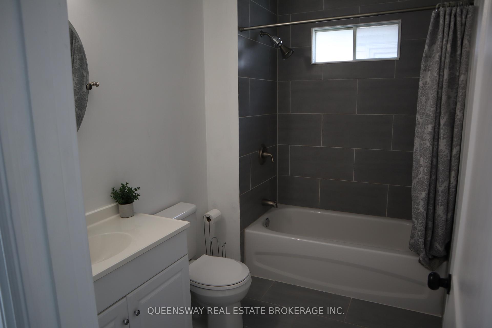 Photo 8 of 223 Tolton Avenue, Hamilton, Normanhurst — HOMEH