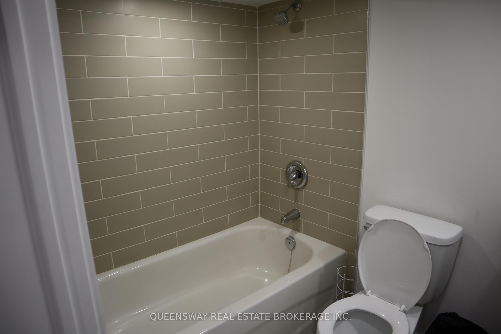 Photo 18 of 223 Tolton Avenue, Hamilton, Normanhurst — HOMEH