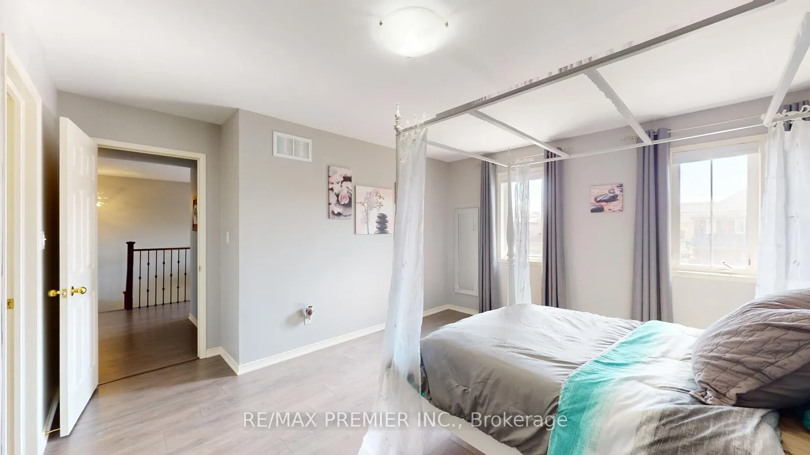 Photo 16 of 2307 Pilgrim Square, Oshawa, Windfields — HOMEH