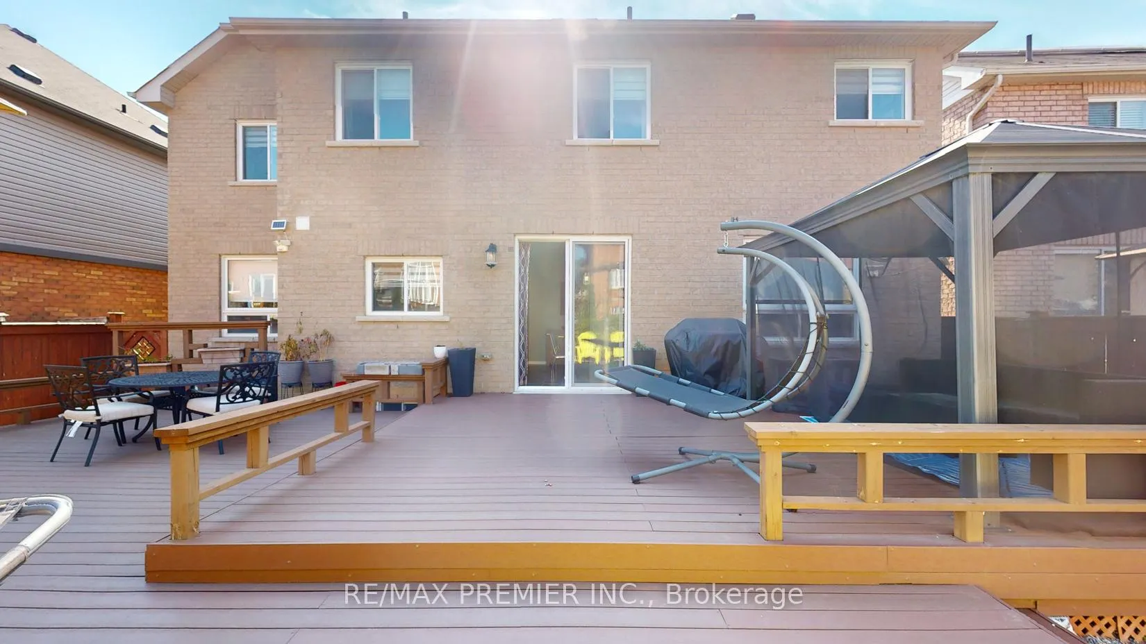 Photo 24 of 2307 Pilgrim Square, Oshawa, Windfields — HOMEH
