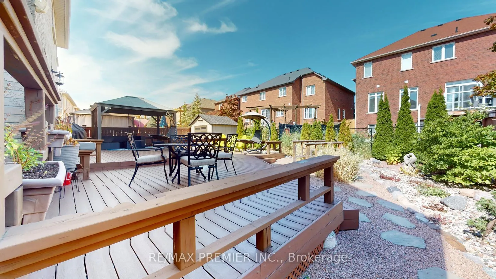 Photo 30 of 2307 Pilgrim Square, Oshawa, Windfields — HOMEH