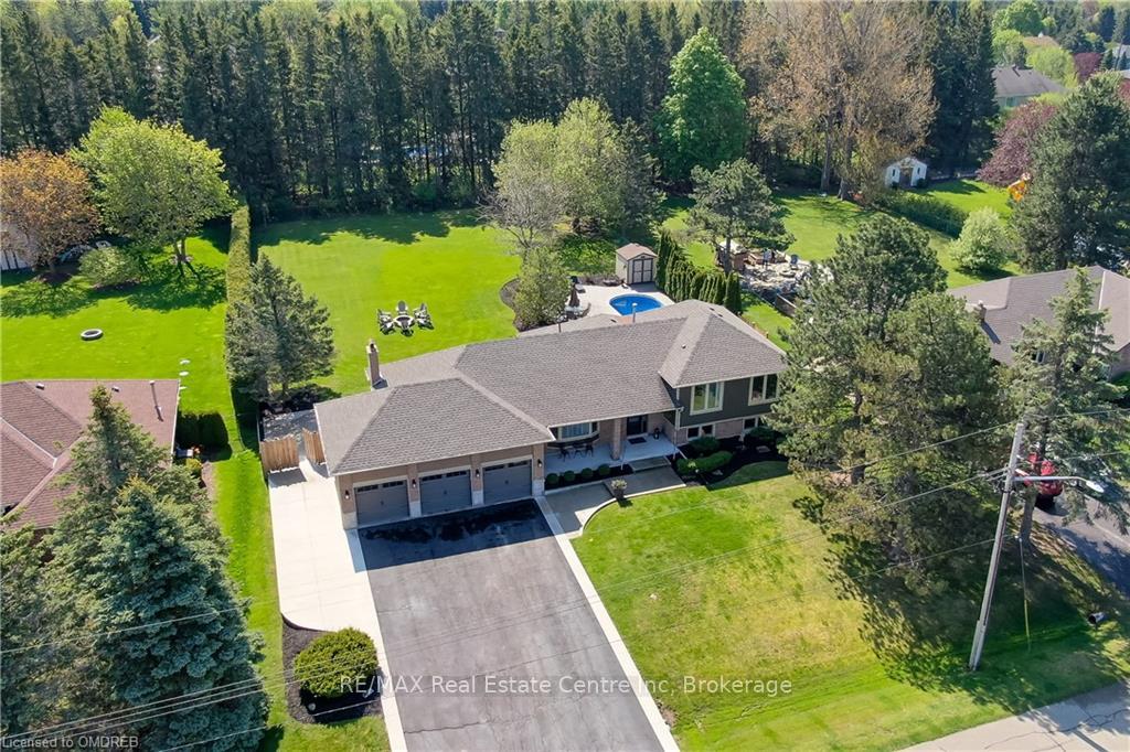 Photo 4 of 23 Hayleyvale Road, Caledon, Caledon Village — HOMEH