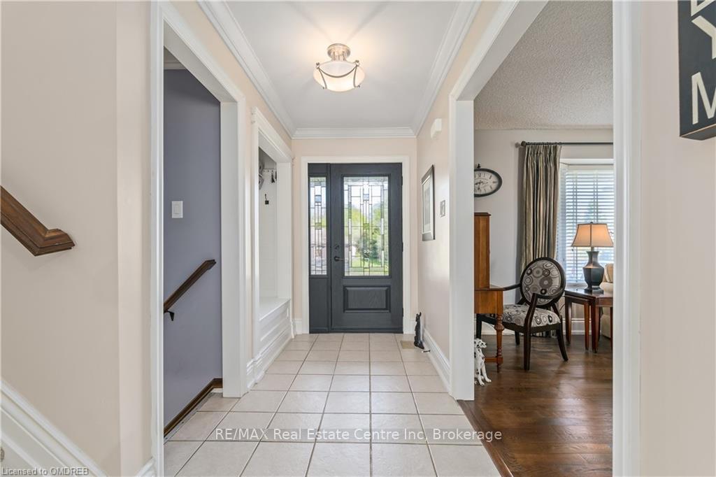 Photo 6 of 23 Hayleyvale Road, Caledon, Caledon Village — HOMEH