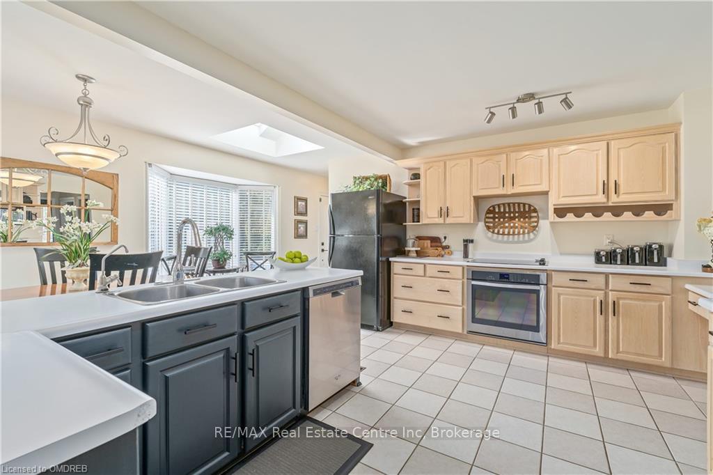 Photo 17 of 23 Hayleyvale Road, Caledon, Caledon Village — HOMEH