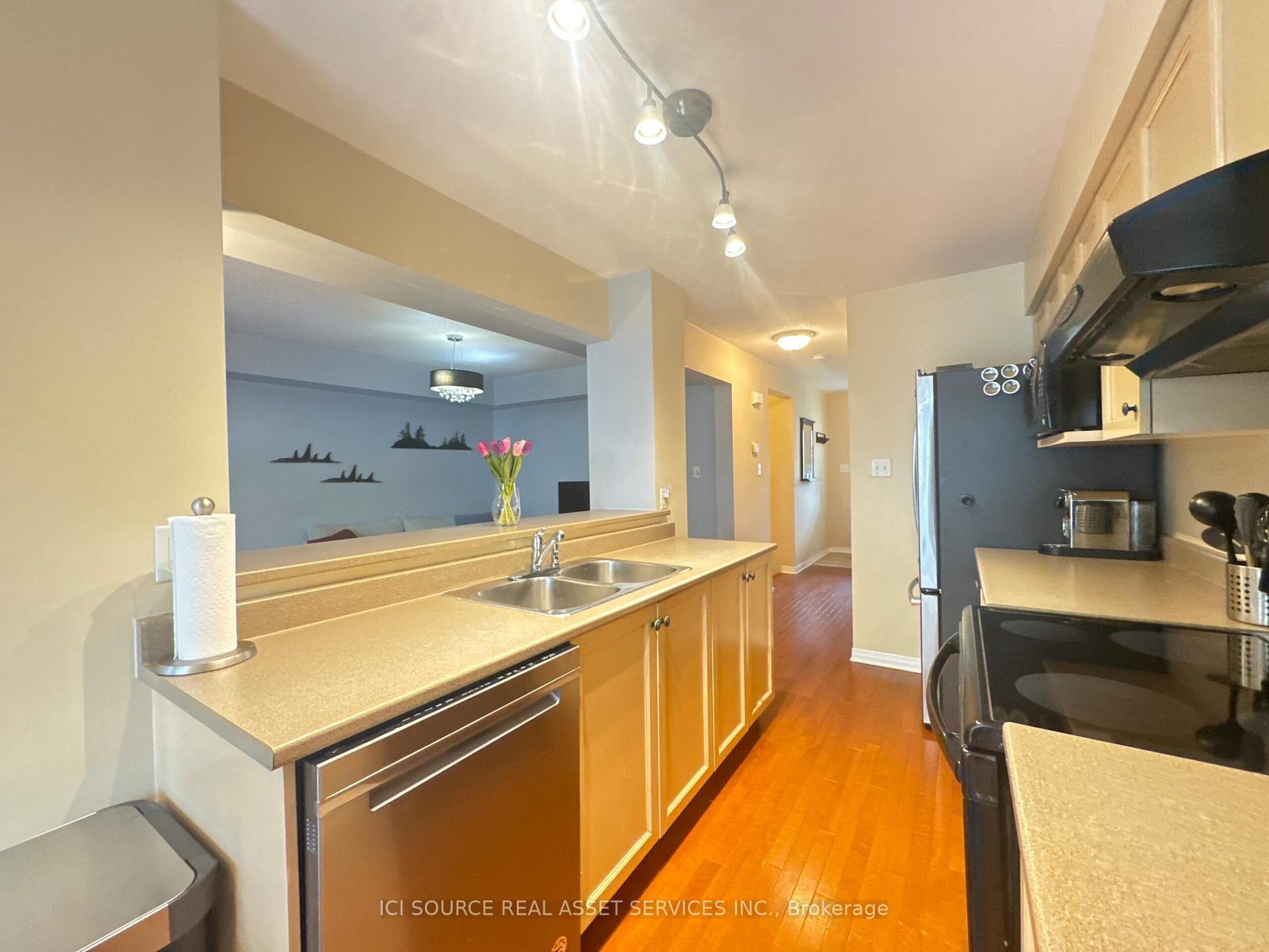Photo 4 of Unit 1, 18 Midwood Private, Ottawa, Barrhaven - Stonebridge — HOMEH