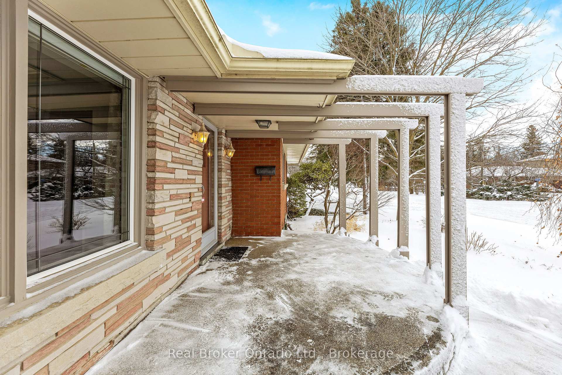 Photo 4 of 68 Rodney Boulevard, Guelph, Dovercliffe Park/Old University — HOMEH