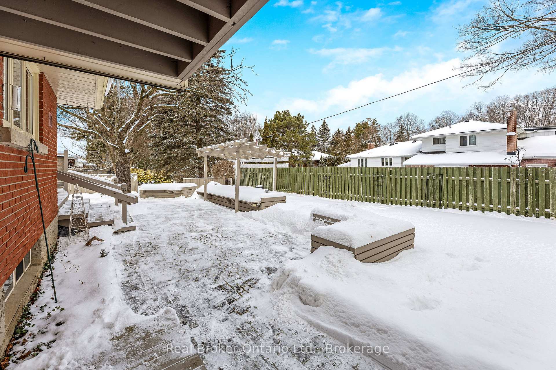 Photo 37 of 68 Rodney Boulevard, Guelph, Dovercliffe Park/Old University — HOMEH