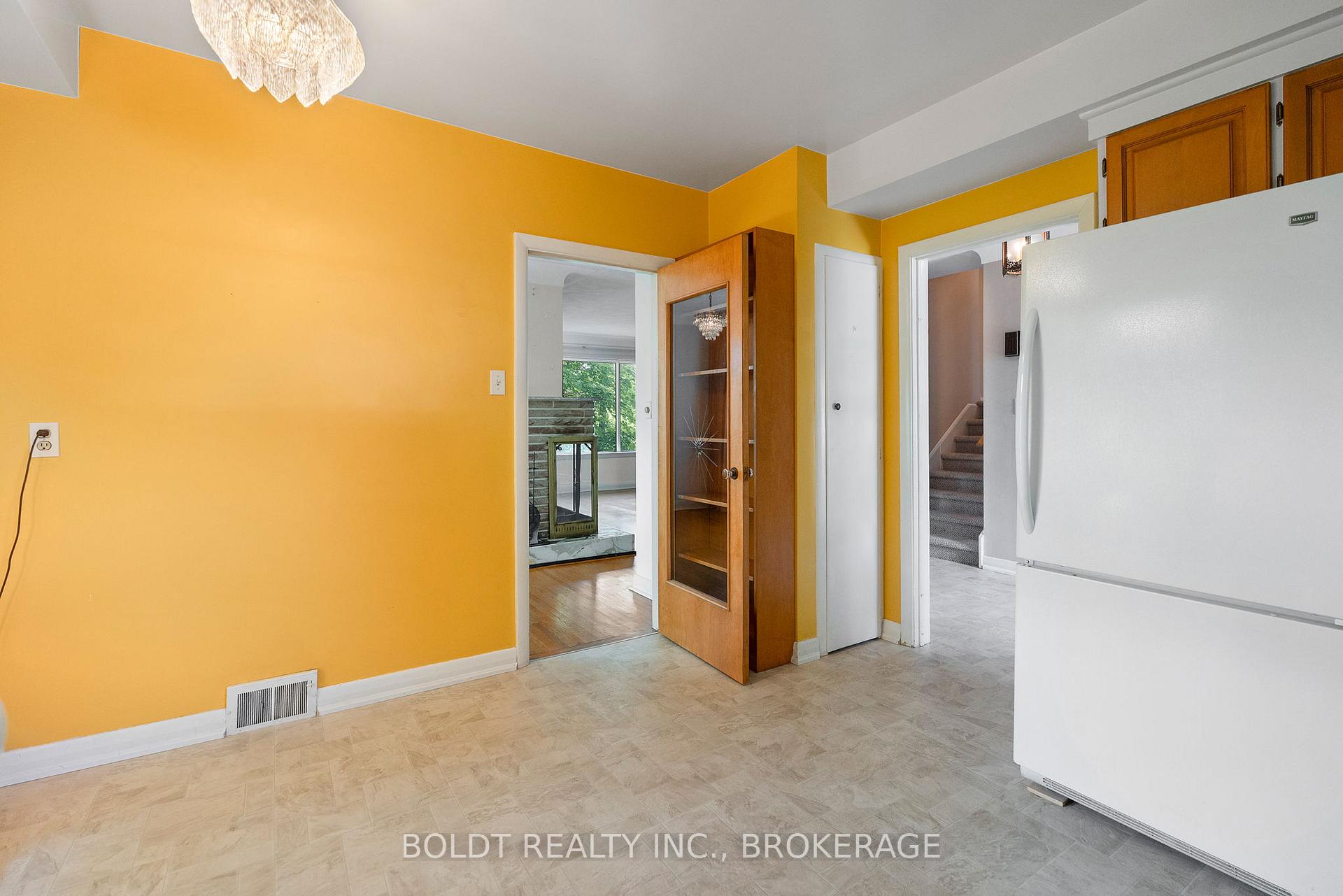 Photo 12 of 21 Beland Court, Hamilton, Glenview — HOMEH